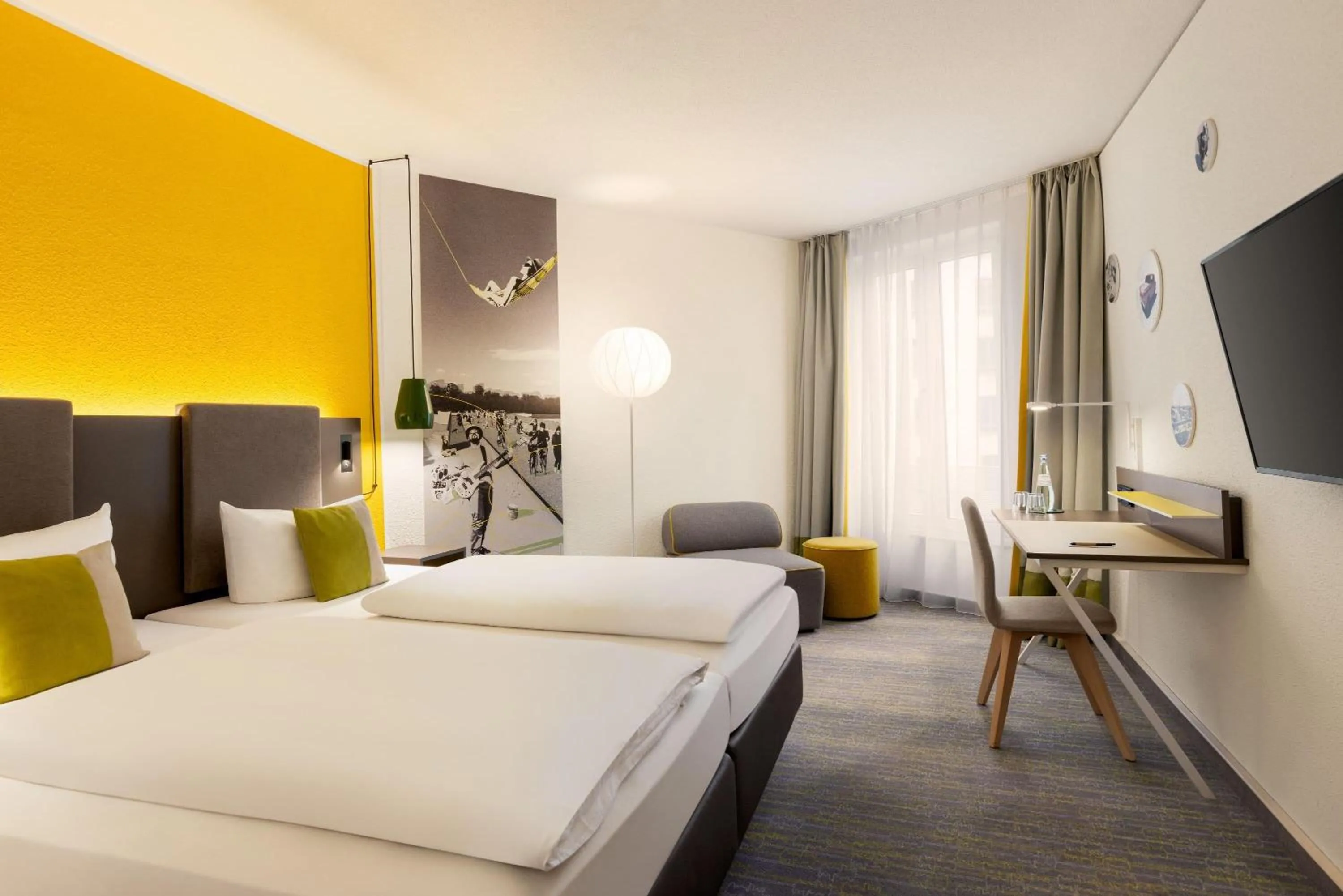 Photo of the whole room, Bed in Vienna House Easy by Wyndham Leipzig