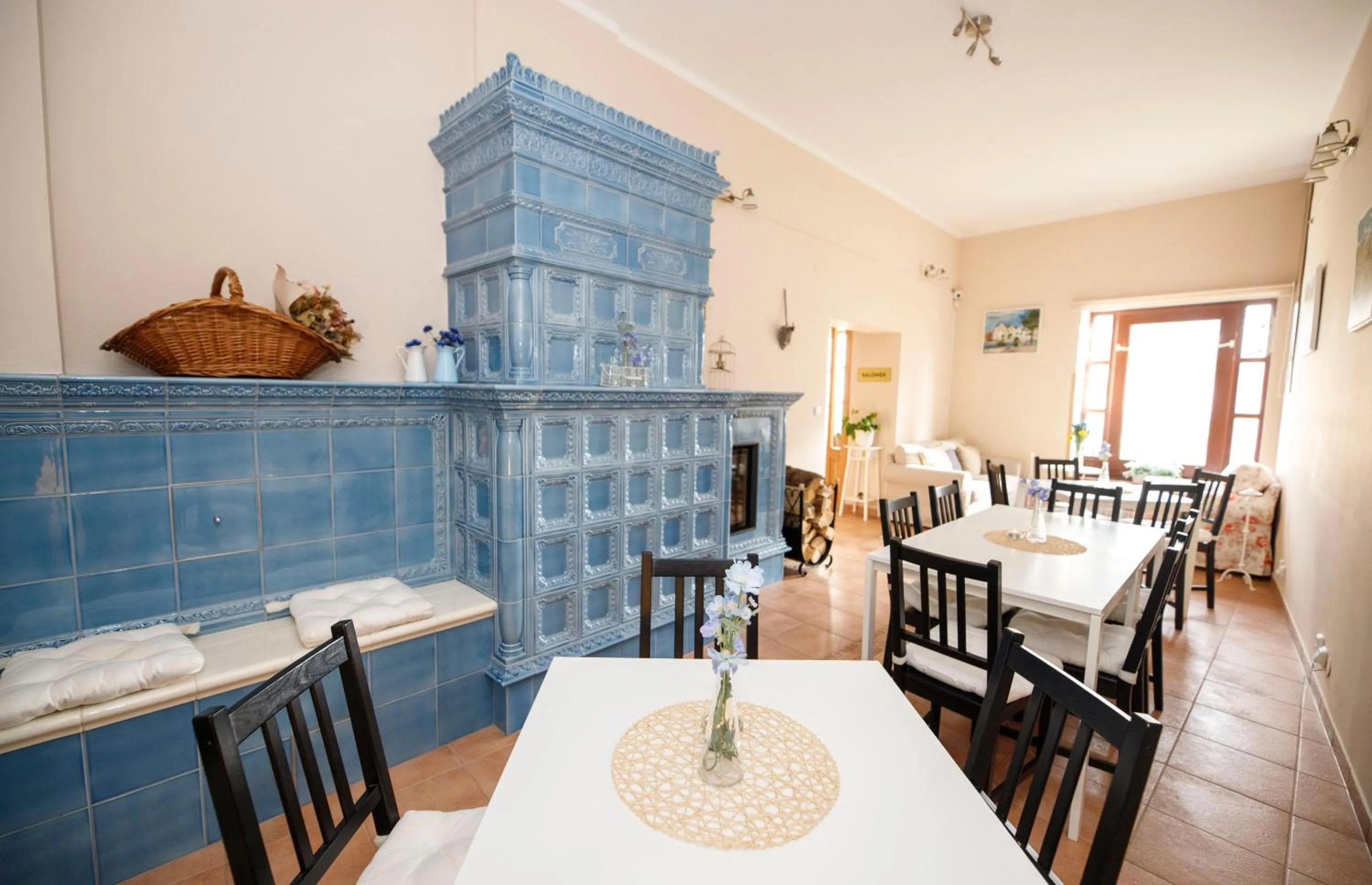 Communal lounge/ TV room in Hotel Modrásek