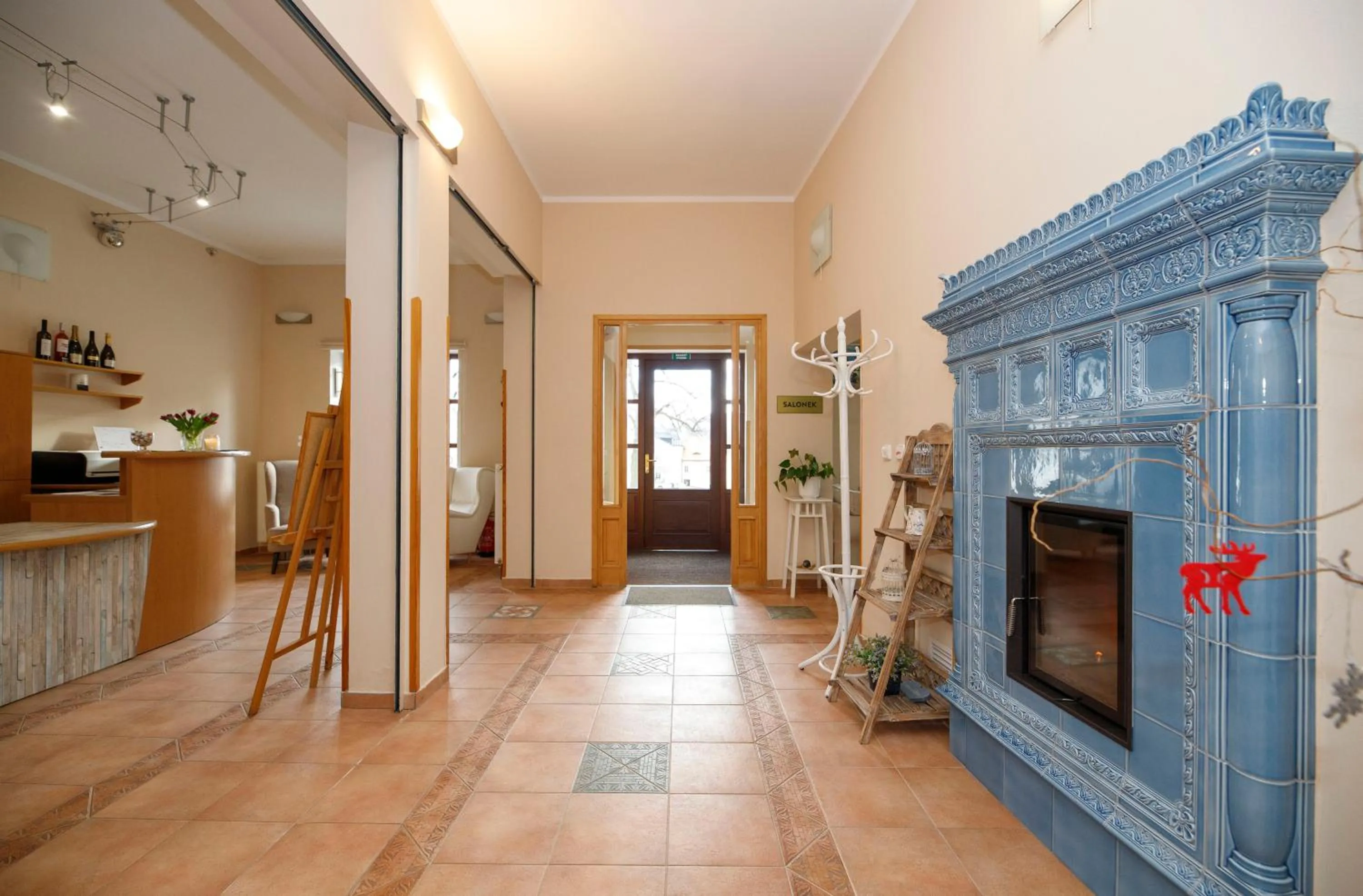 Lobby or reception in Hotel Modrásek