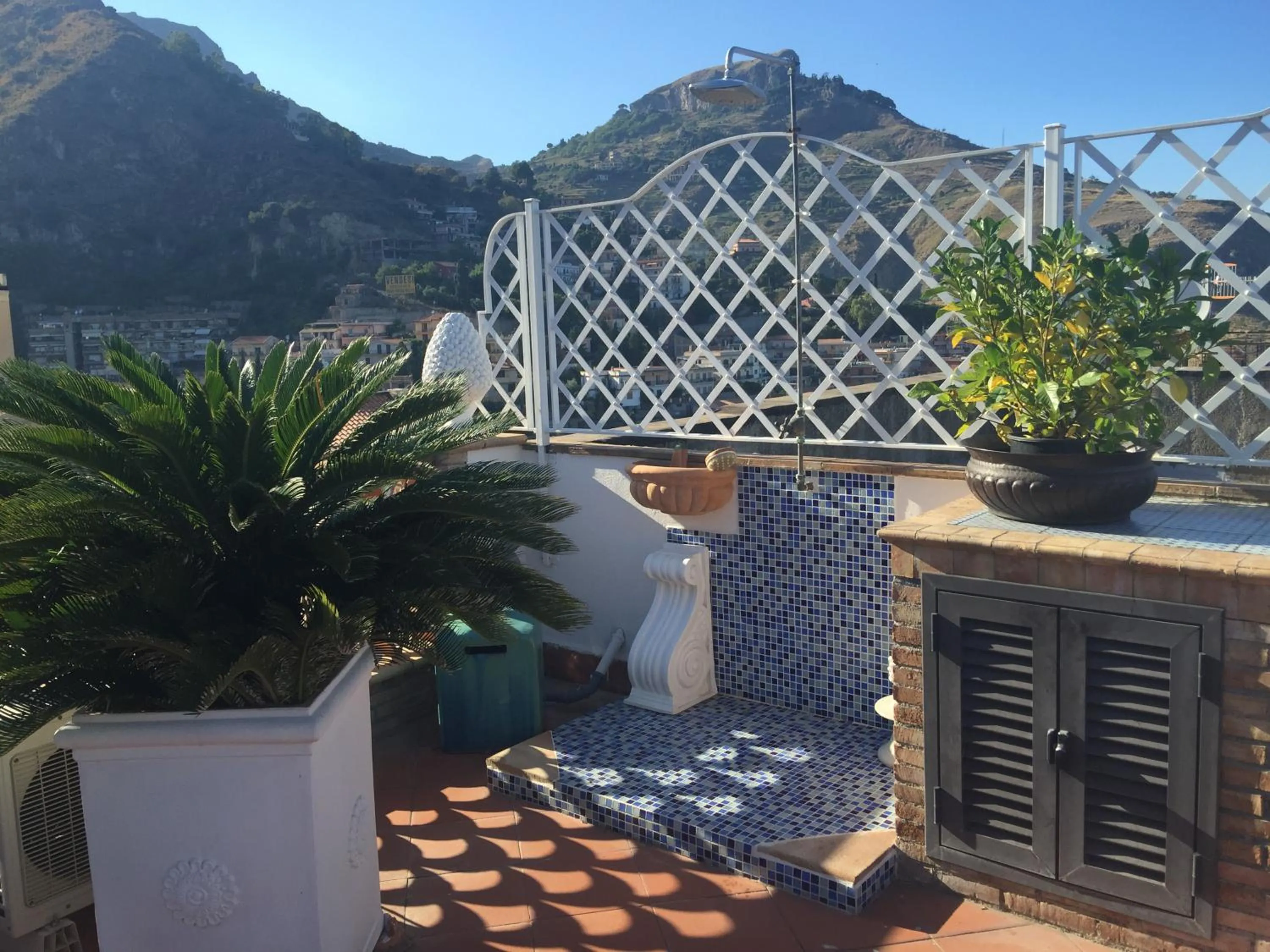 Shower in Casa Aricò & Shatulle Suites