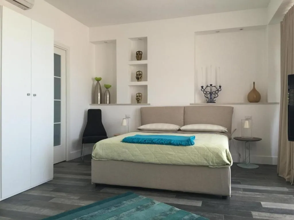 Photo of the whole room, Bed in Casa Aricò & Shatulle Suites