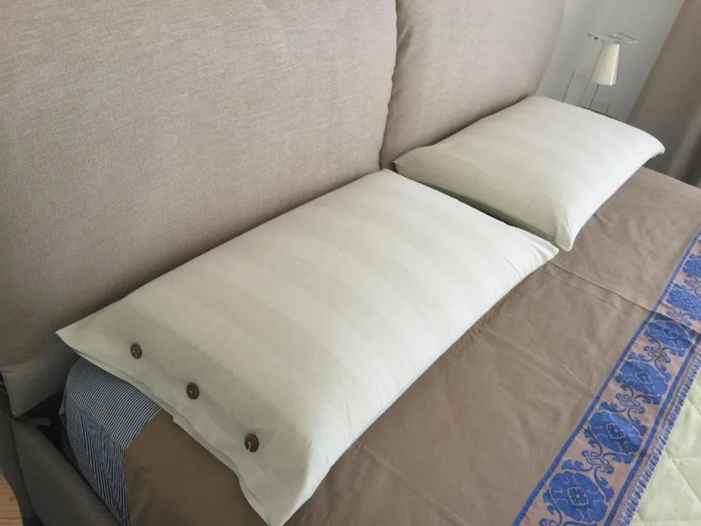 Decorative detail, Bed in Casa Aricò & Shatulle Suites