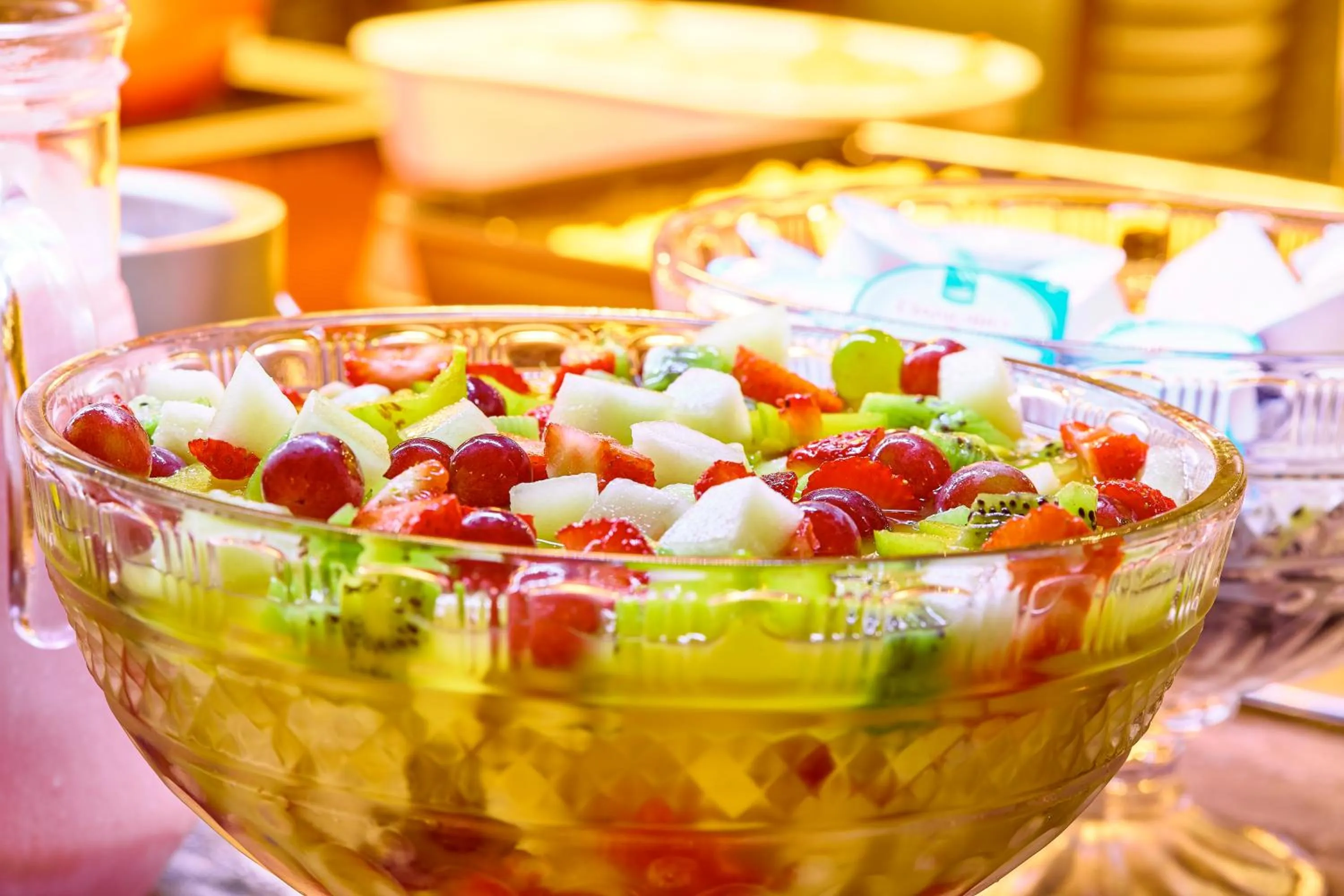 Restaurant/places to eat in Lefel Hotel