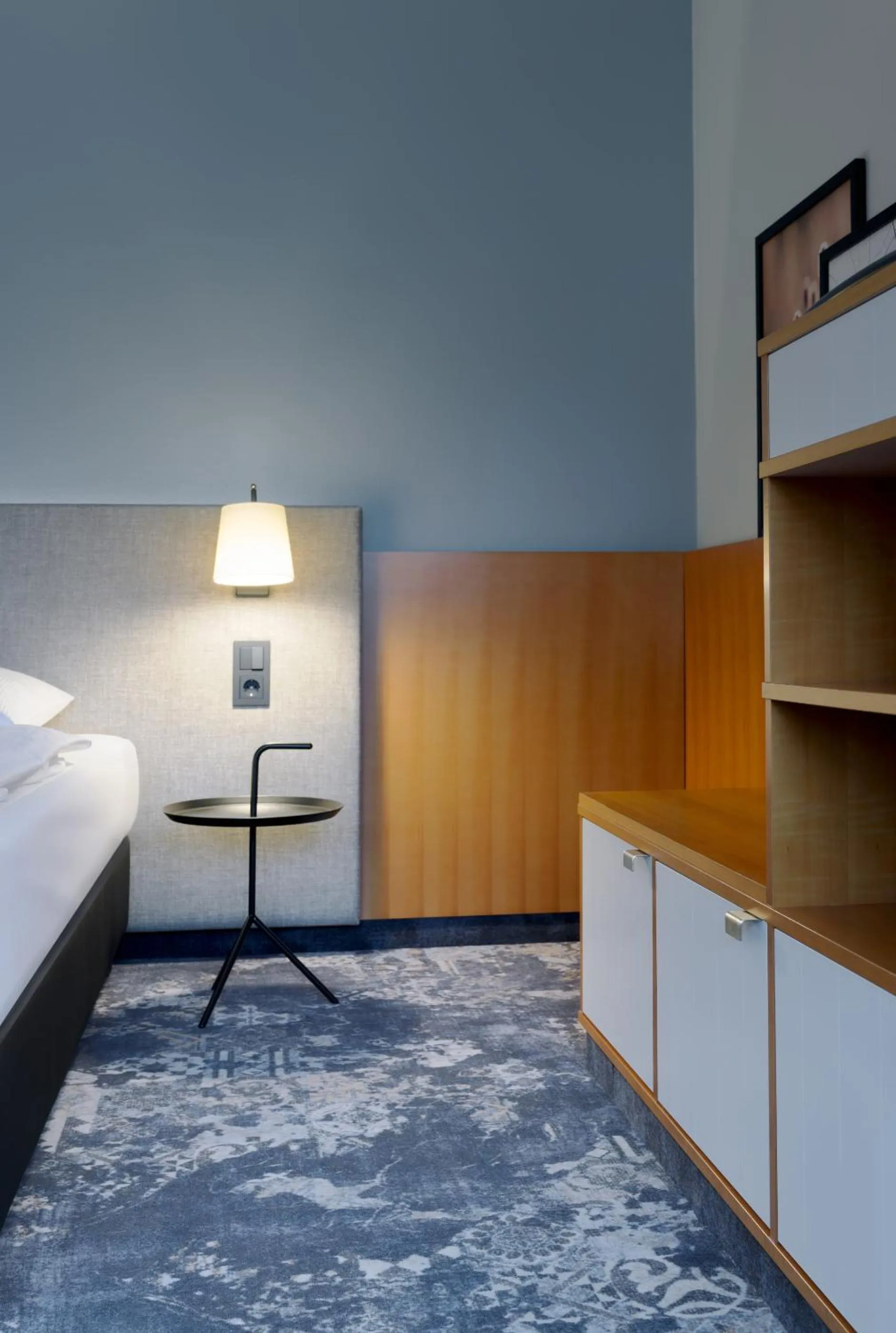 hair dresser, Bed in Hotel am Kloster