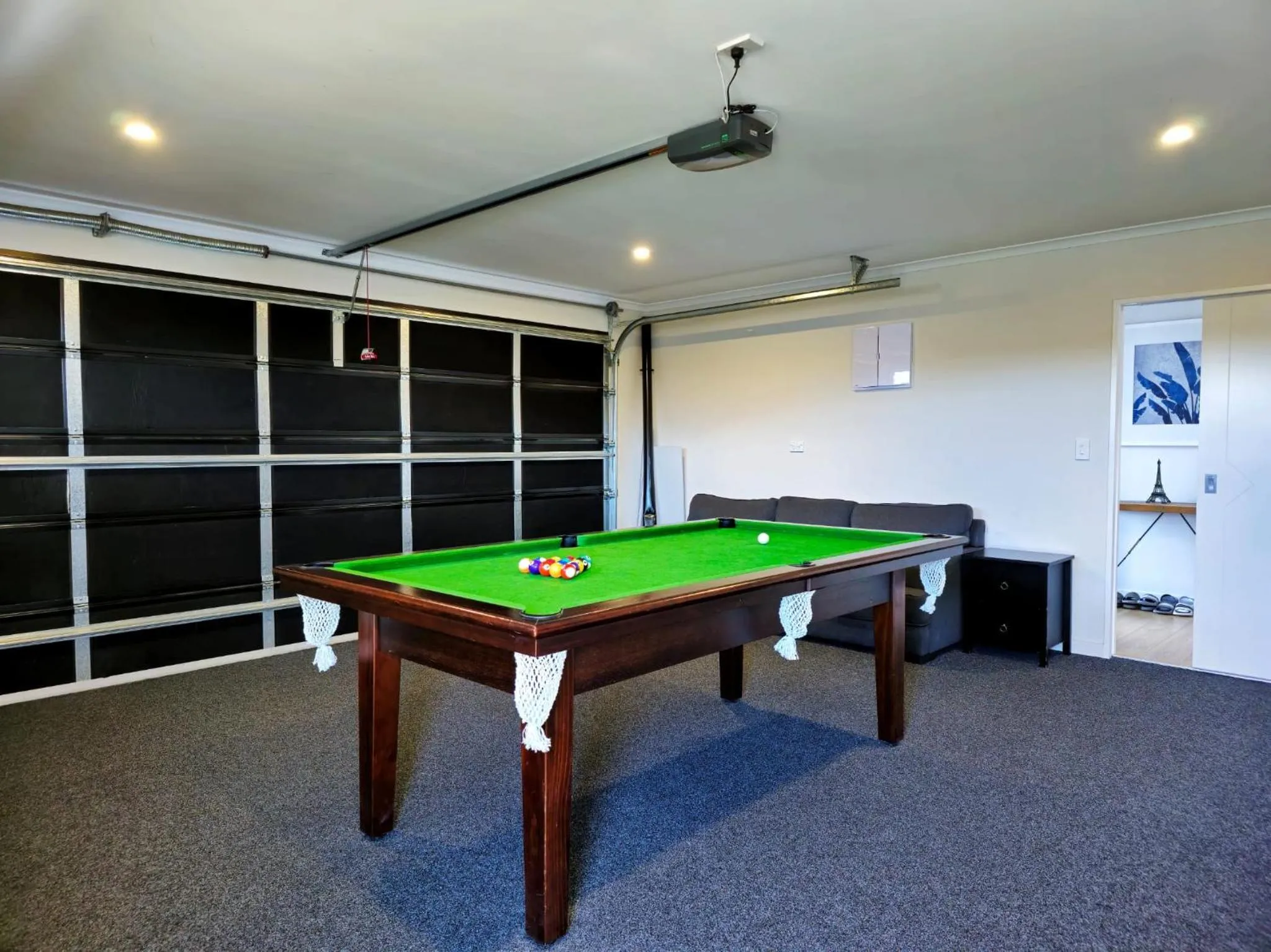 Entertainment in Snow Pine Apartment