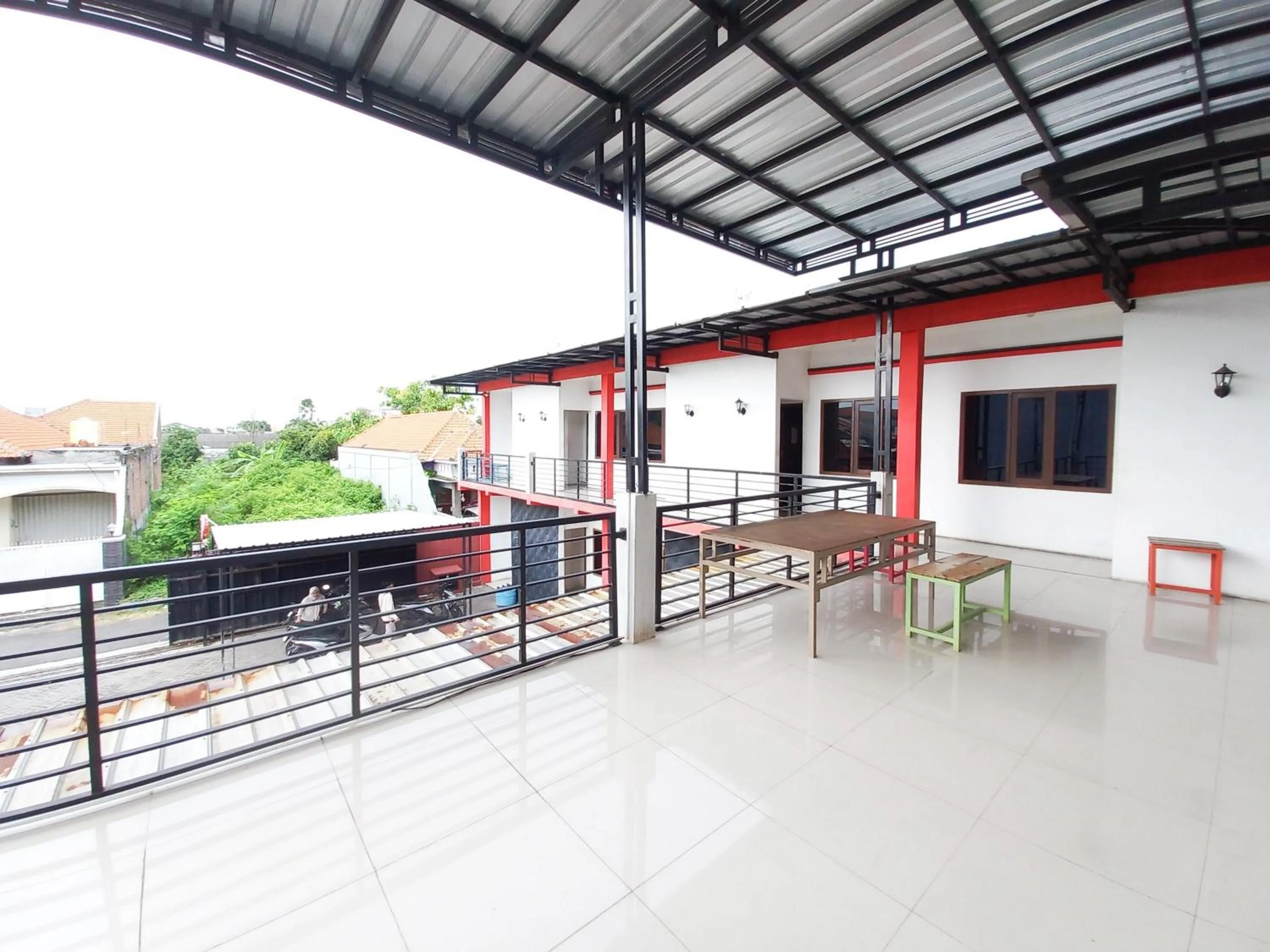 Property building in RedDoorz Syariah at Homestay Bougenville near Taman Alun-Alun Kota Lamongan