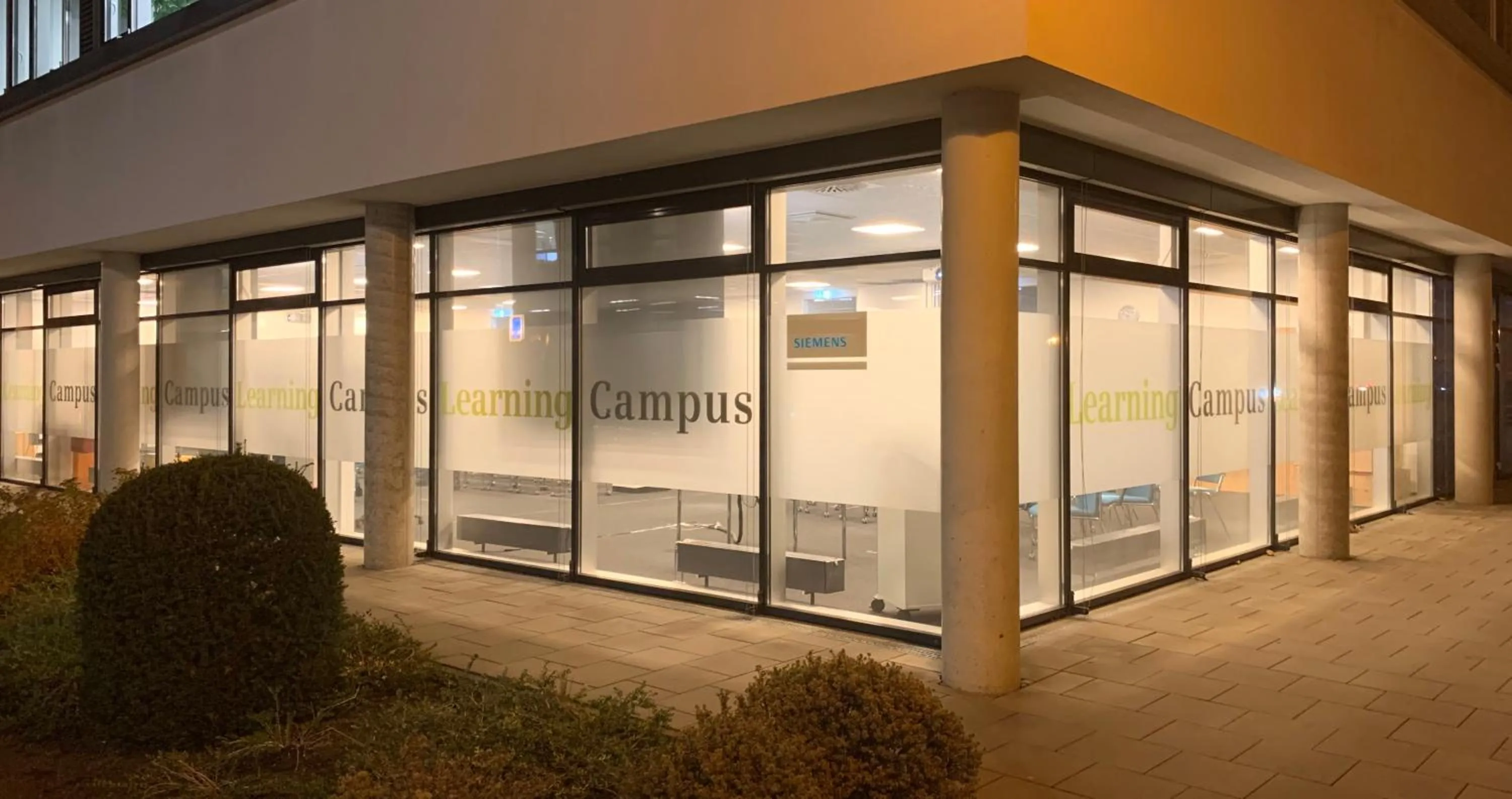 Apartment Hotel KRAL - BUSINESS HOTEL & SERVICED APARTMENTS