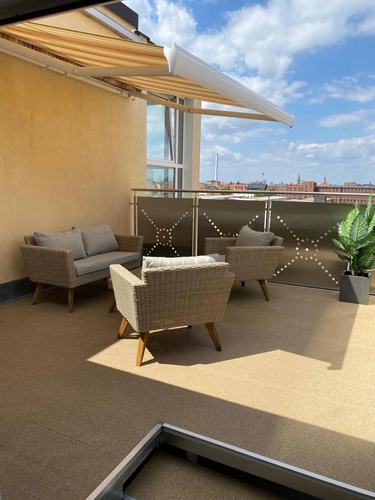 Apartment Hotel KRAL - BUSINESS HOTEL & SERVICED APARTMENTS