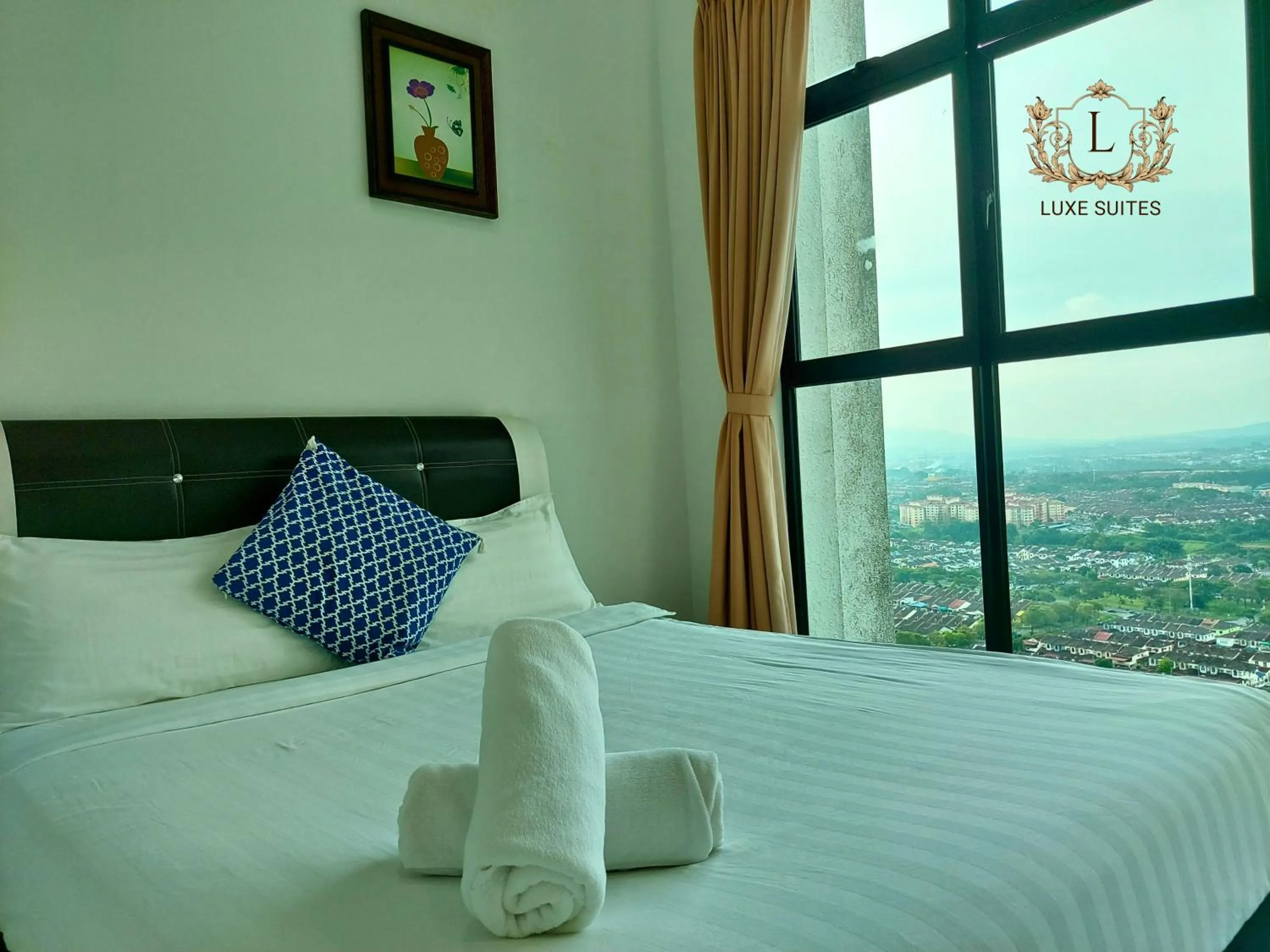 Bed in Luxe Suites at Skyloft