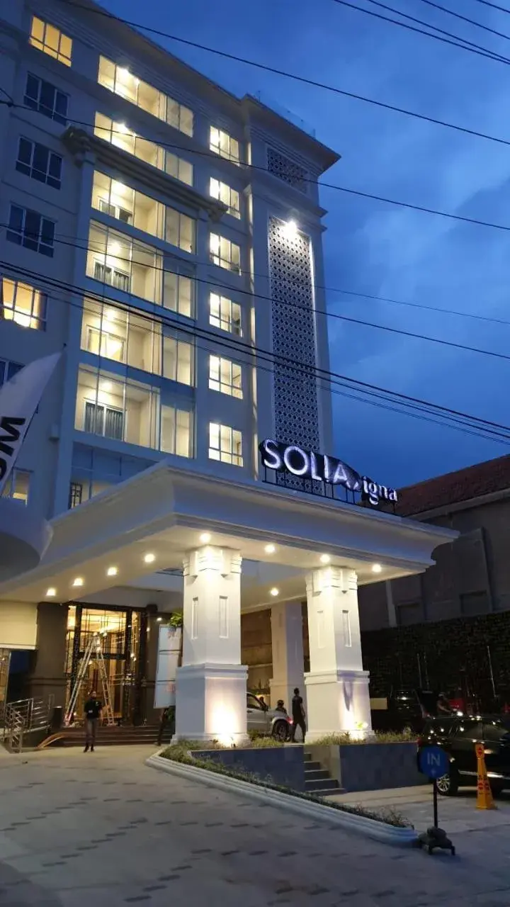 Property building in Zigna Kampung Batik Property building in Zigna Kampung Batik