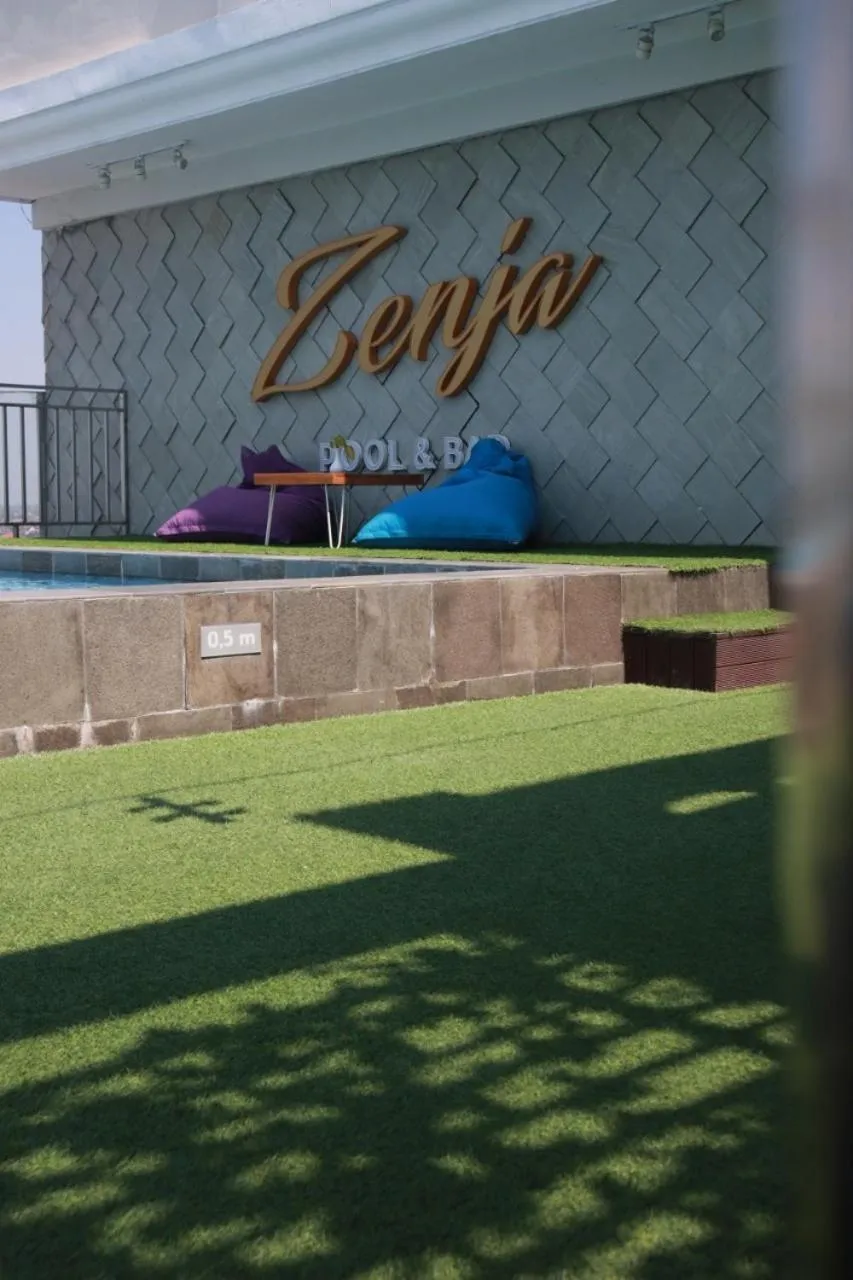 Pool view in Zigna Kampung Batik