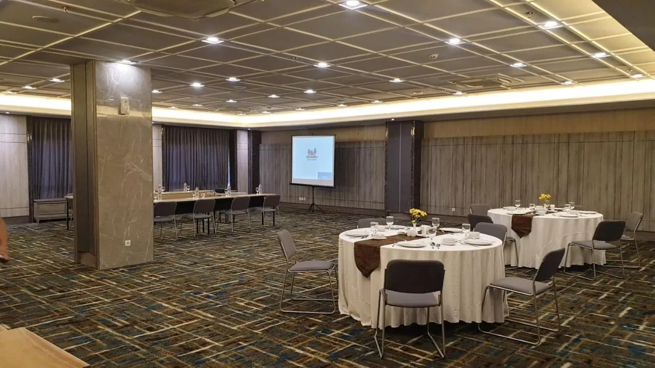 Banquet/Function facilities in Zigna Kampung Batik