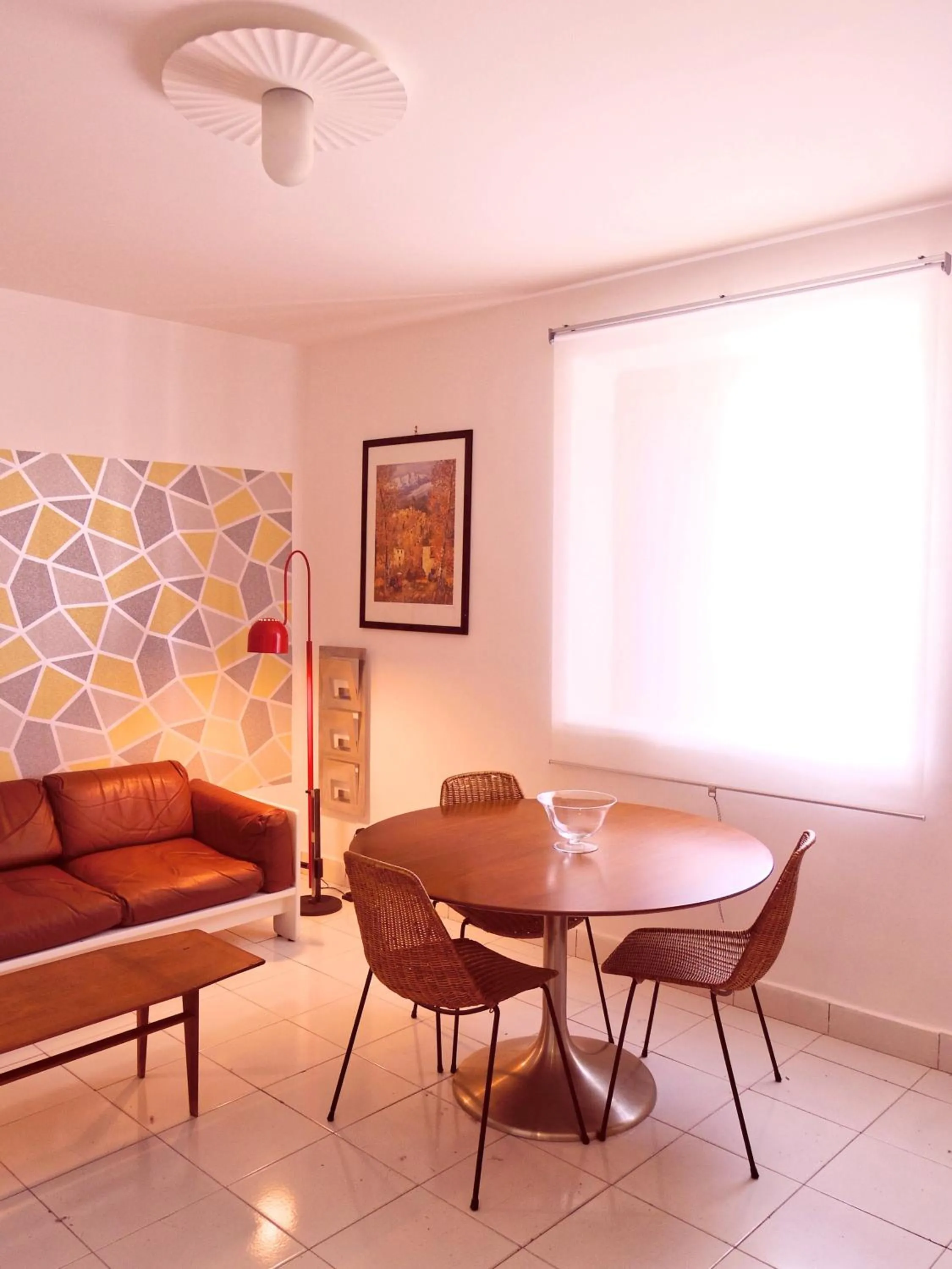 Living room in home.70 Carini