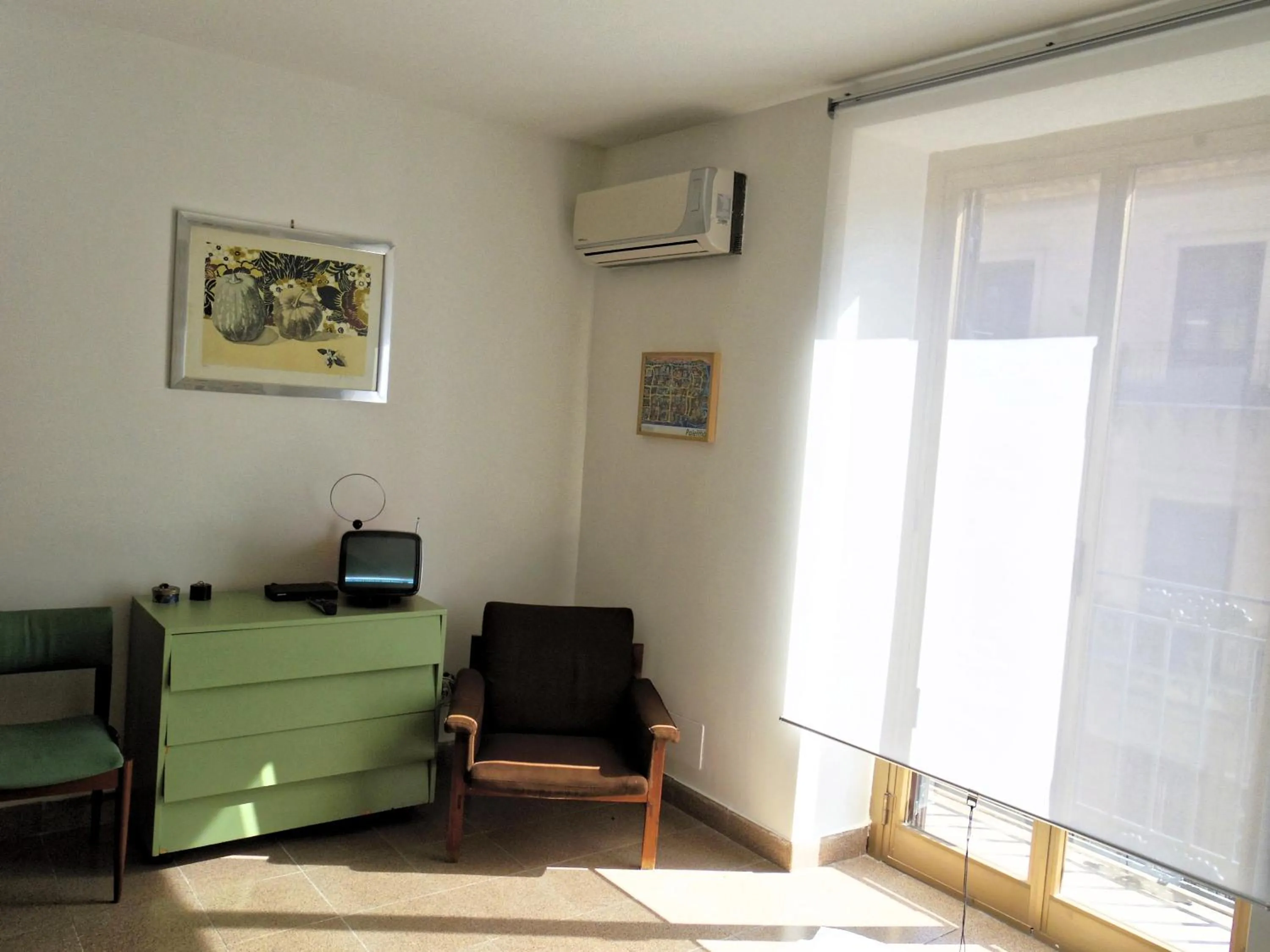 Bed in home.70 Carini