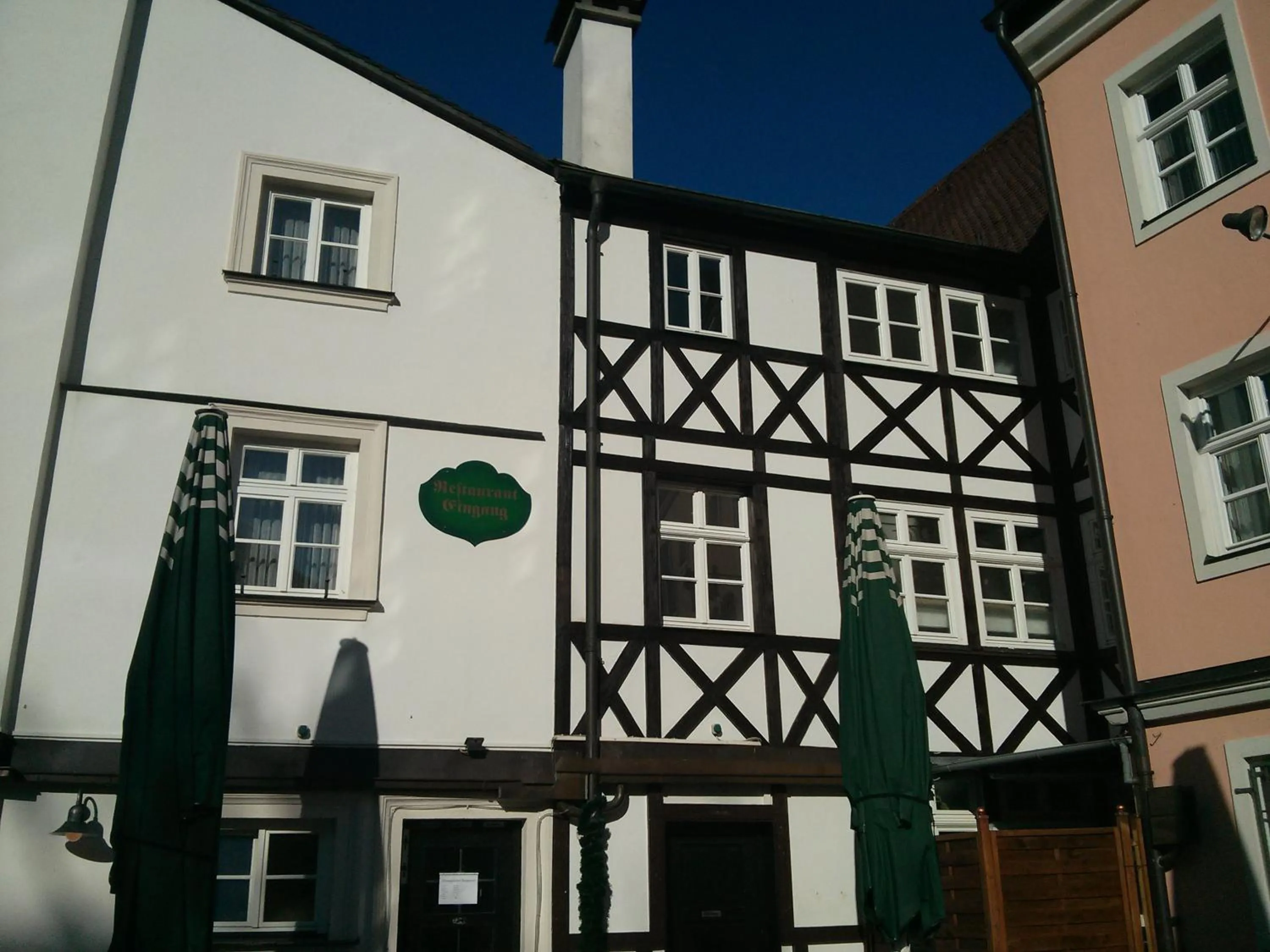 Facade/entrance in Hotel Alt-Ringlein