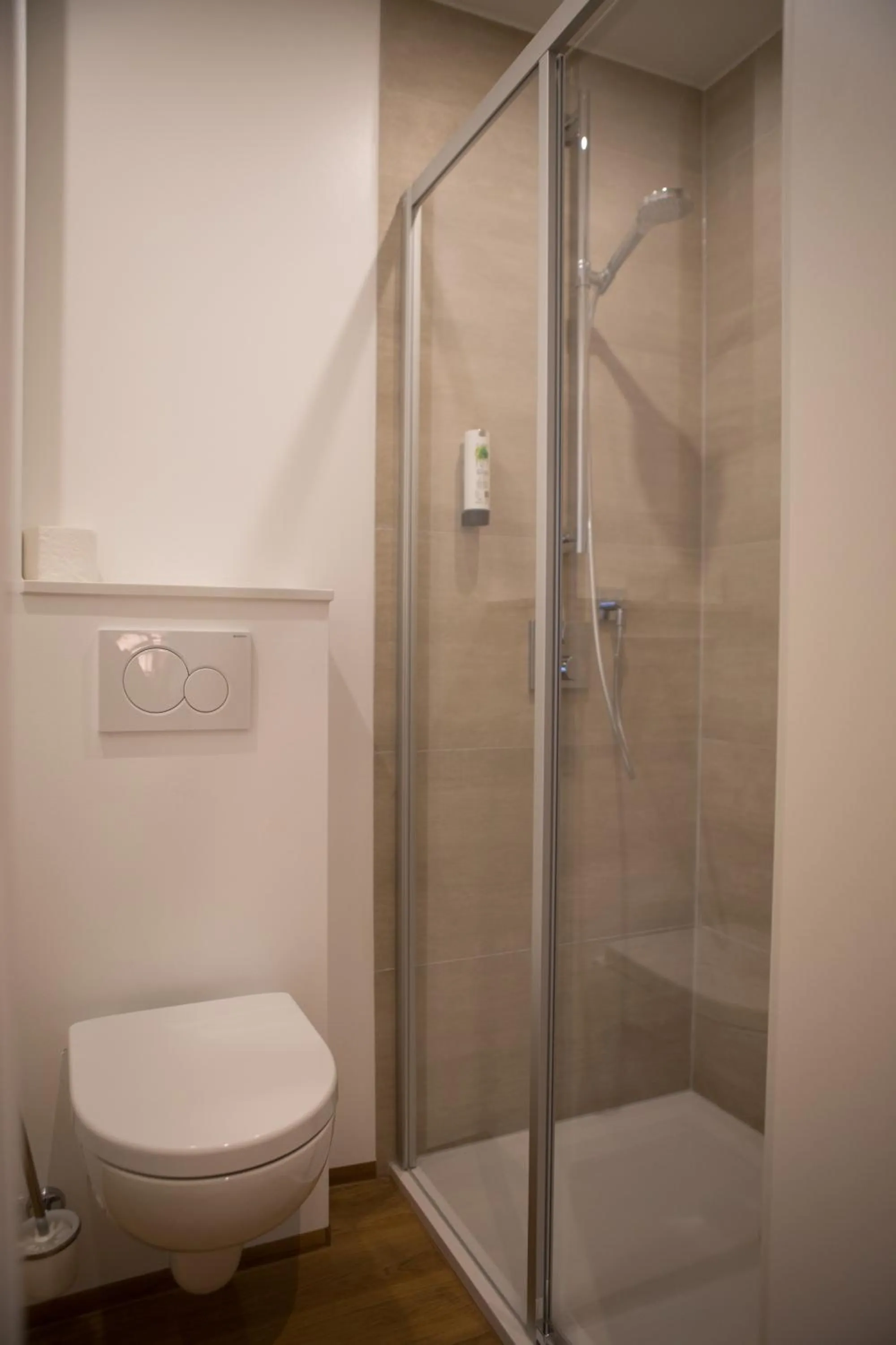 Shower in JOTT Wolfsburg-Sandkamp FREE PARKING