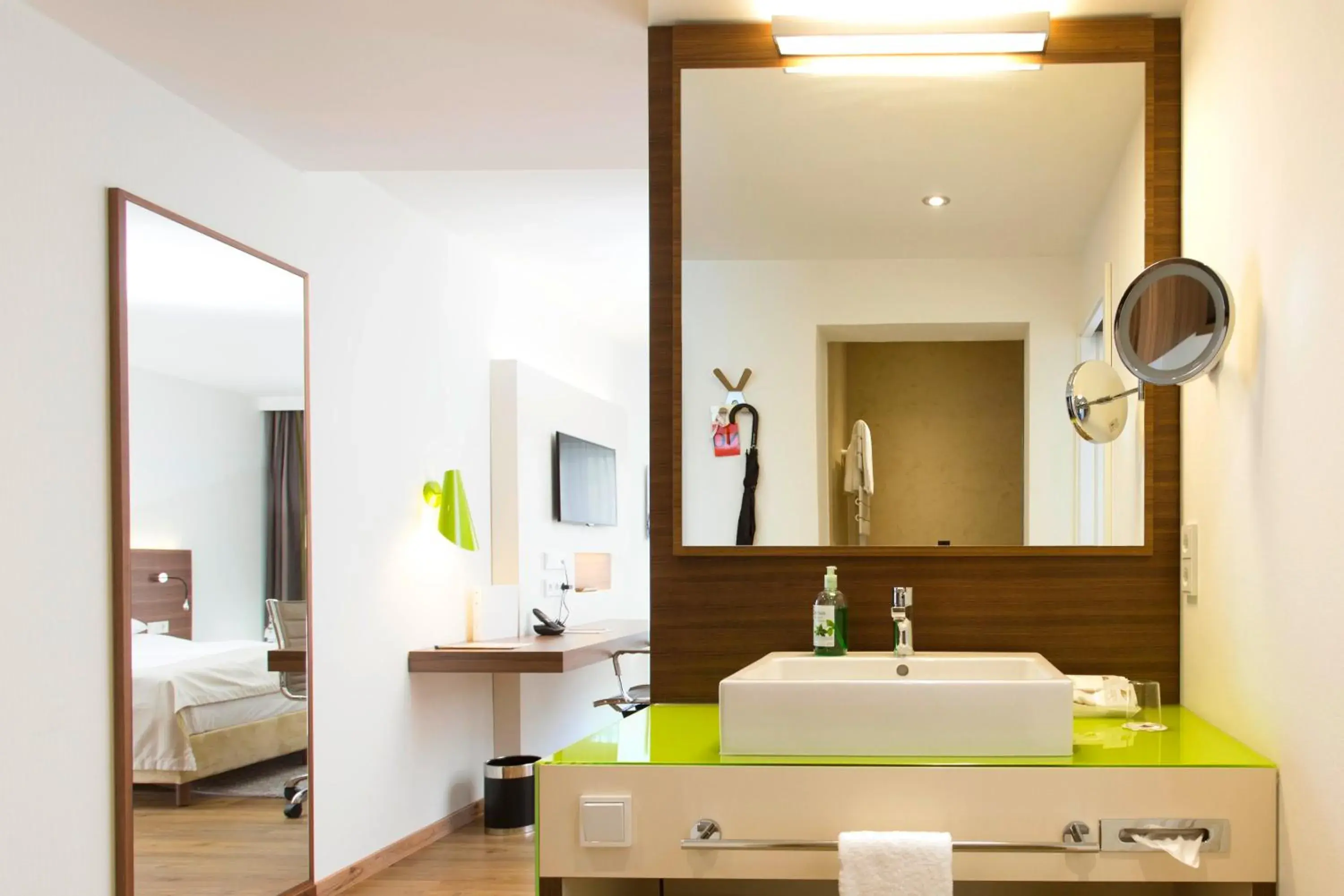 Decorative detail, Bed in JOTT Wolfsburg-Sandkamp FREE PARKING Decorative detail, Bed in JOTT Wolfsburg-Sandkamp FREE PARKING