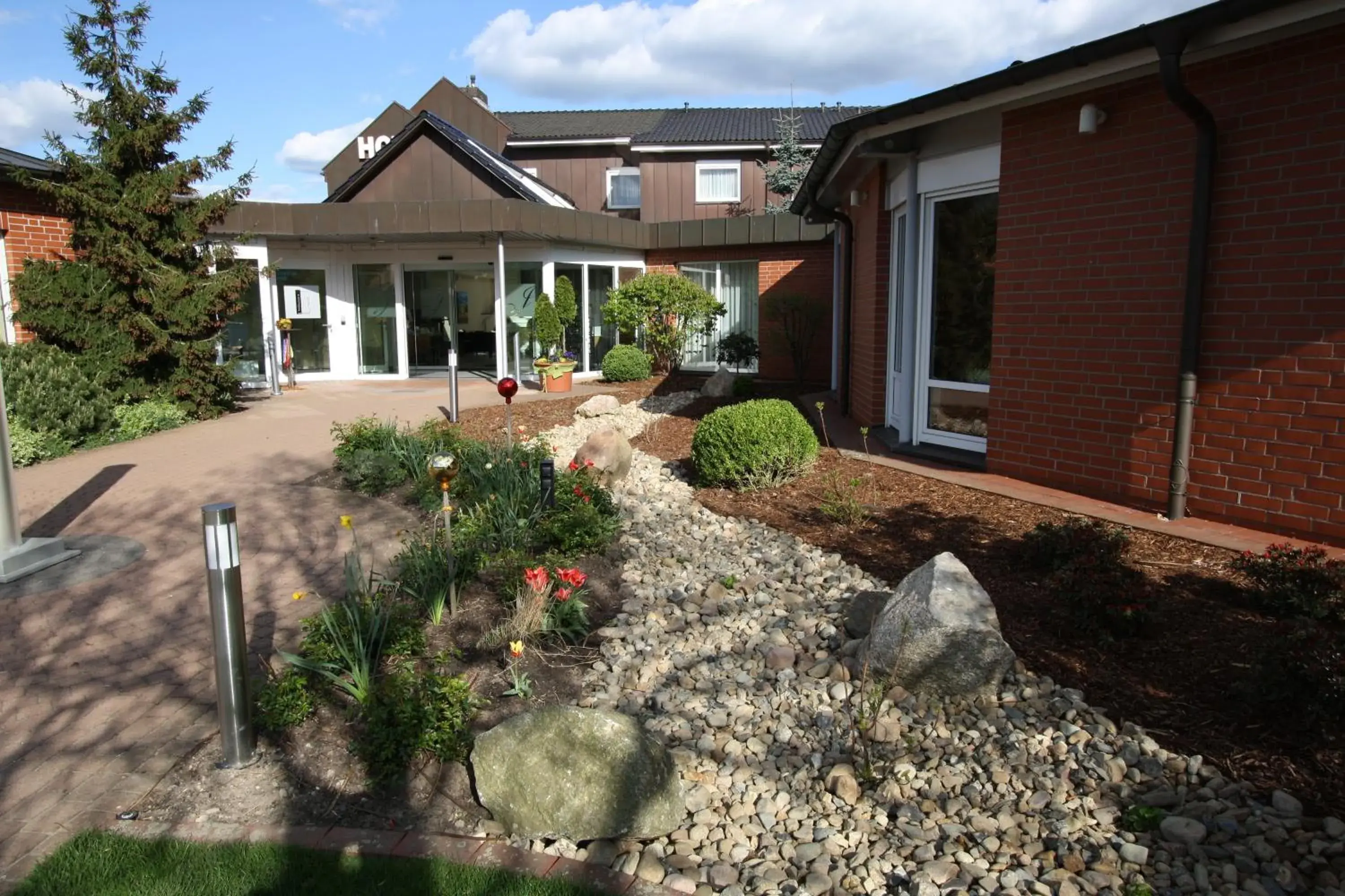 Property building in JOTT Wolfsburg-Sandkamp FREE PARKING Property building in JOTT Wolfsburg-Sandkamp FREE PARKING