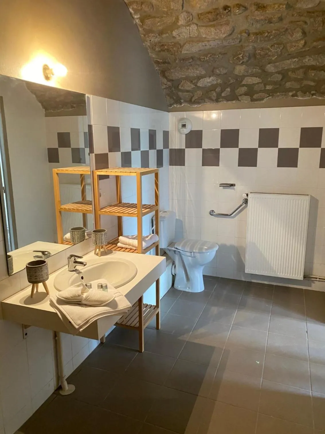 Bed in Auberge de Thelis