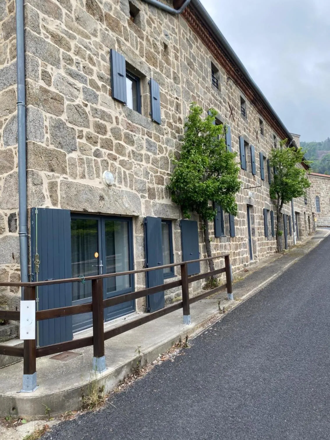 Property building in Auberge de Thelis