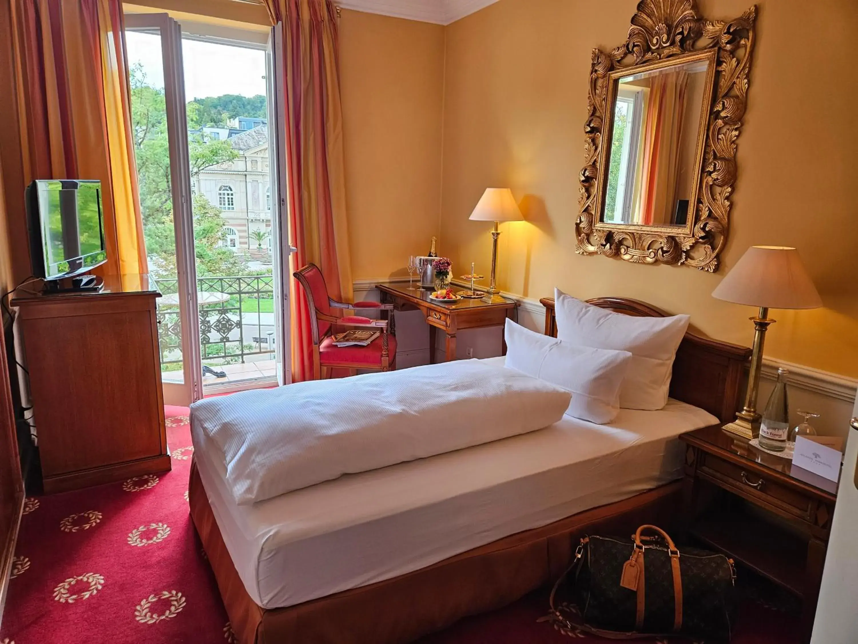 Bed in Atlantic Parkhotel Bed in Atlantic Parkhotel