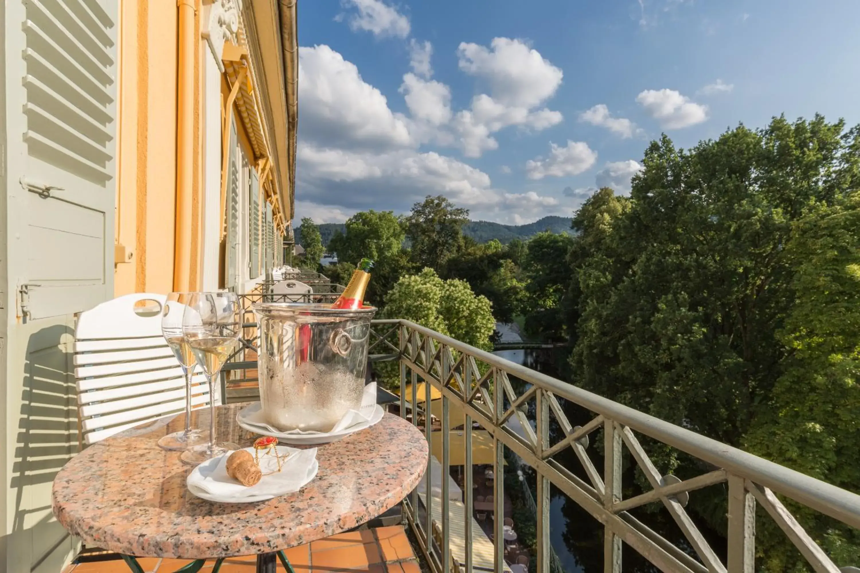 River view in Atlantic Parkhotel River view in Atlantic Parkhotel