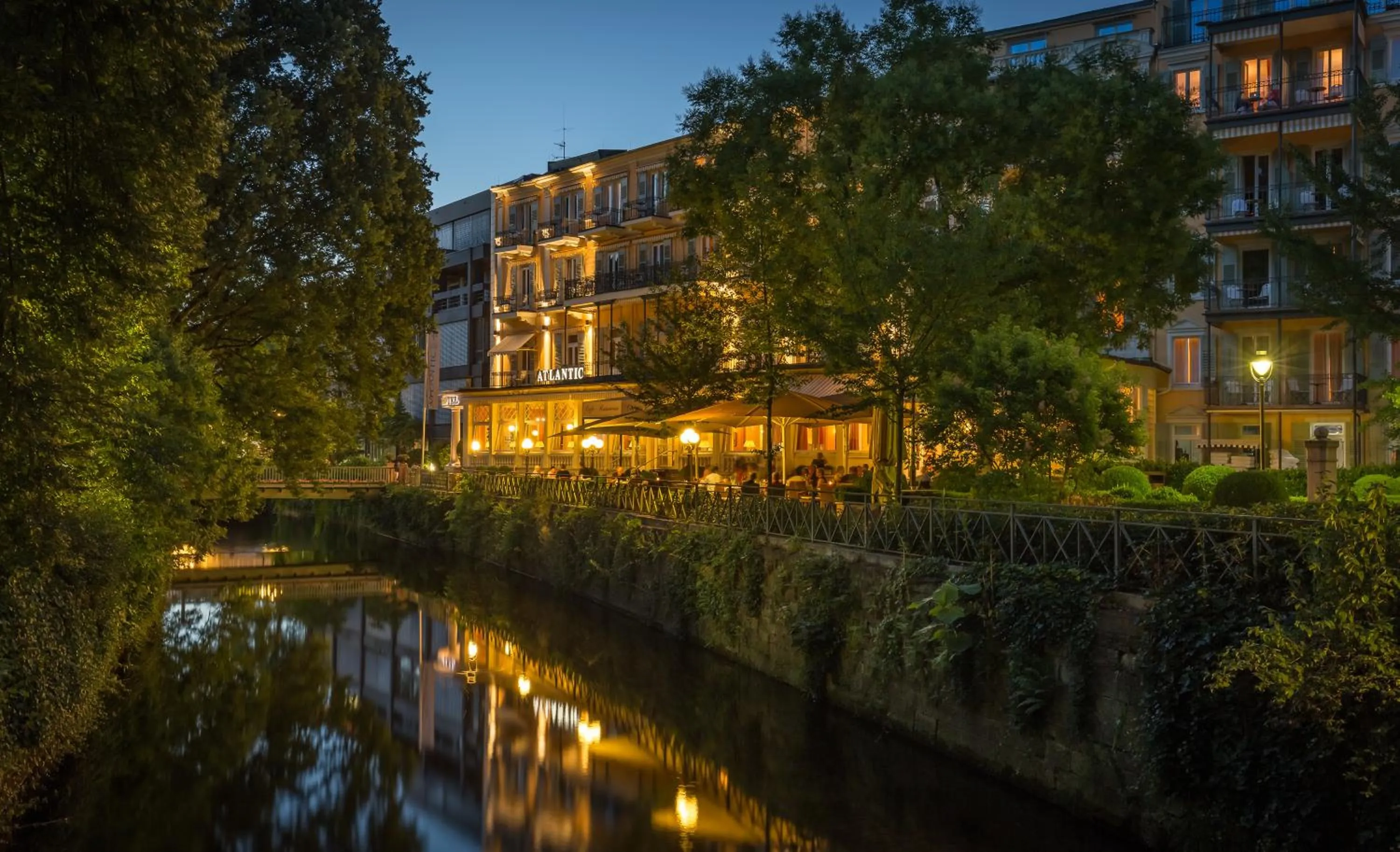 Facade/entrance in Atlantic Parkhotel