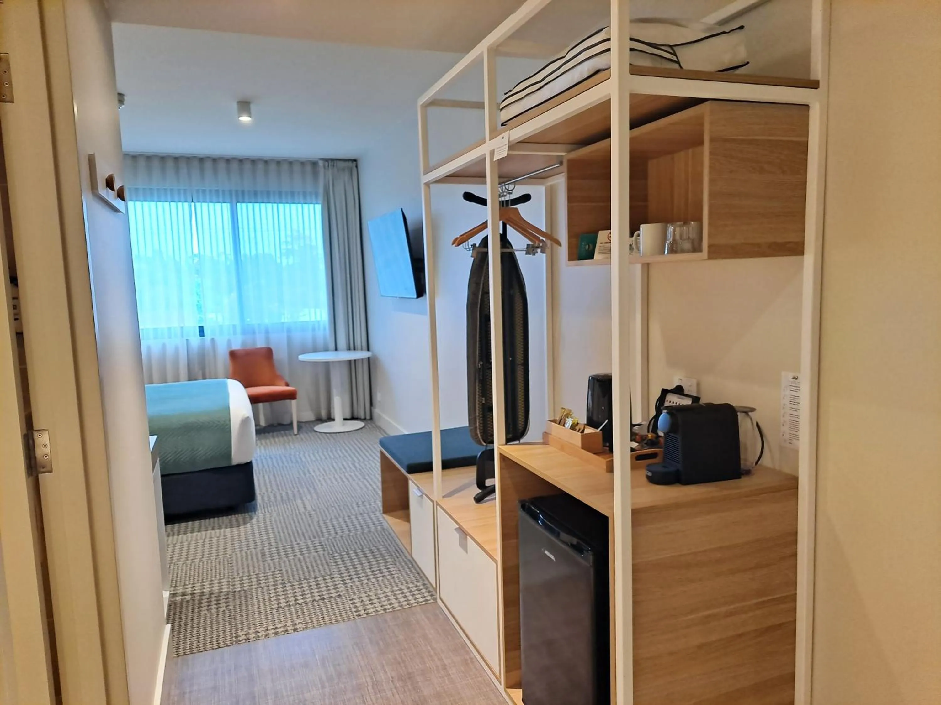 Kitchen or kitchenette in Club Old Bar Motel