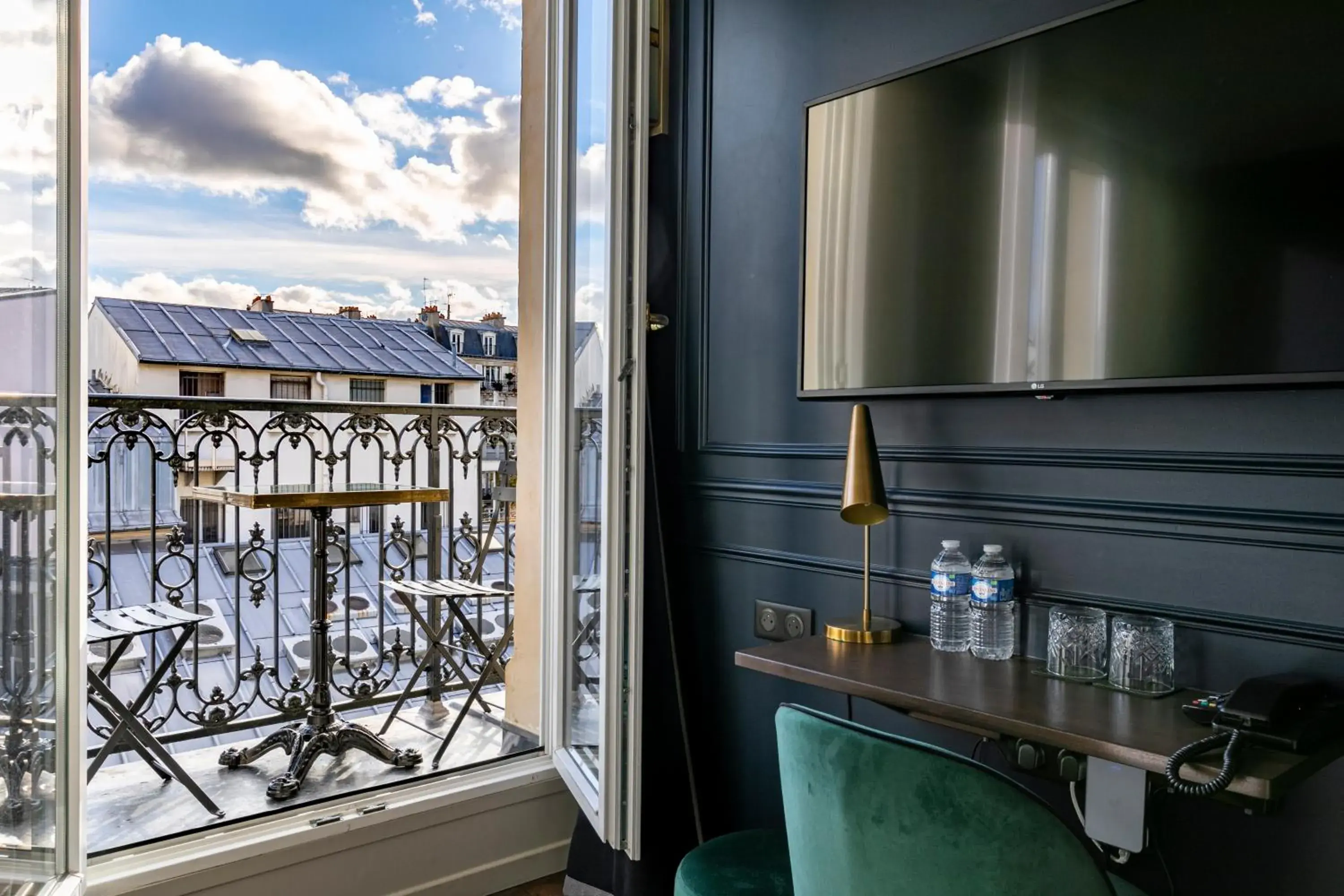 View (from property/room) in Maison Barbès View (from property/room) in Maison Barbès