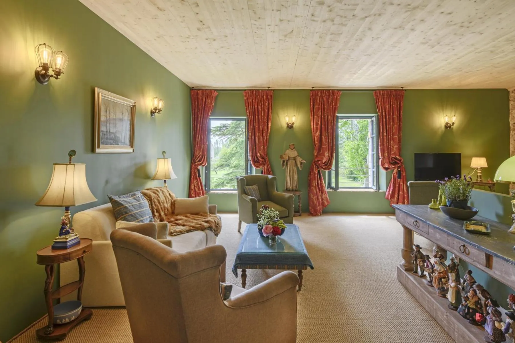 Bedroom in Bastide de Bellegarde