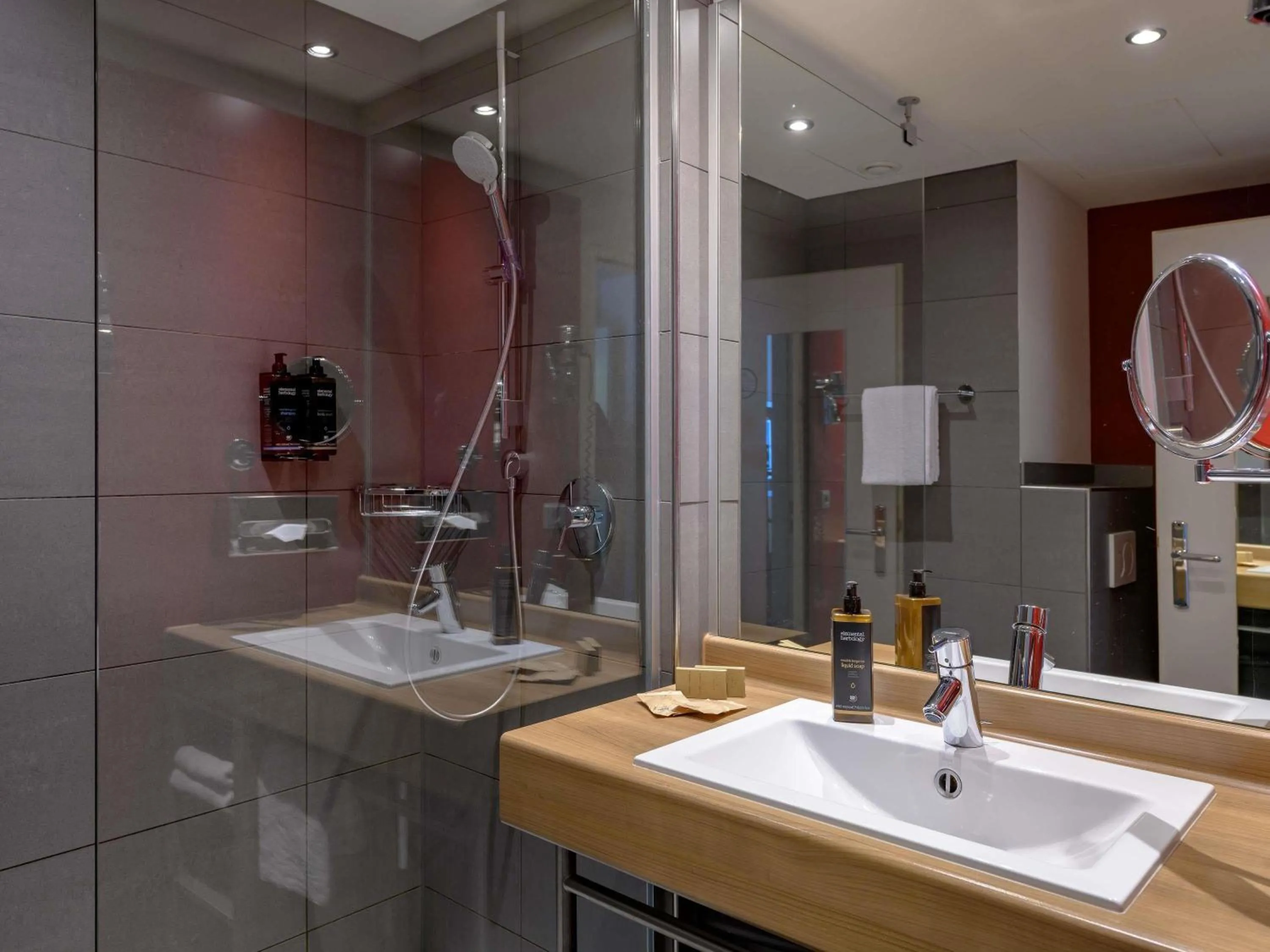 Bedroom in Mercure Hotel Stuttgart Airport Messe