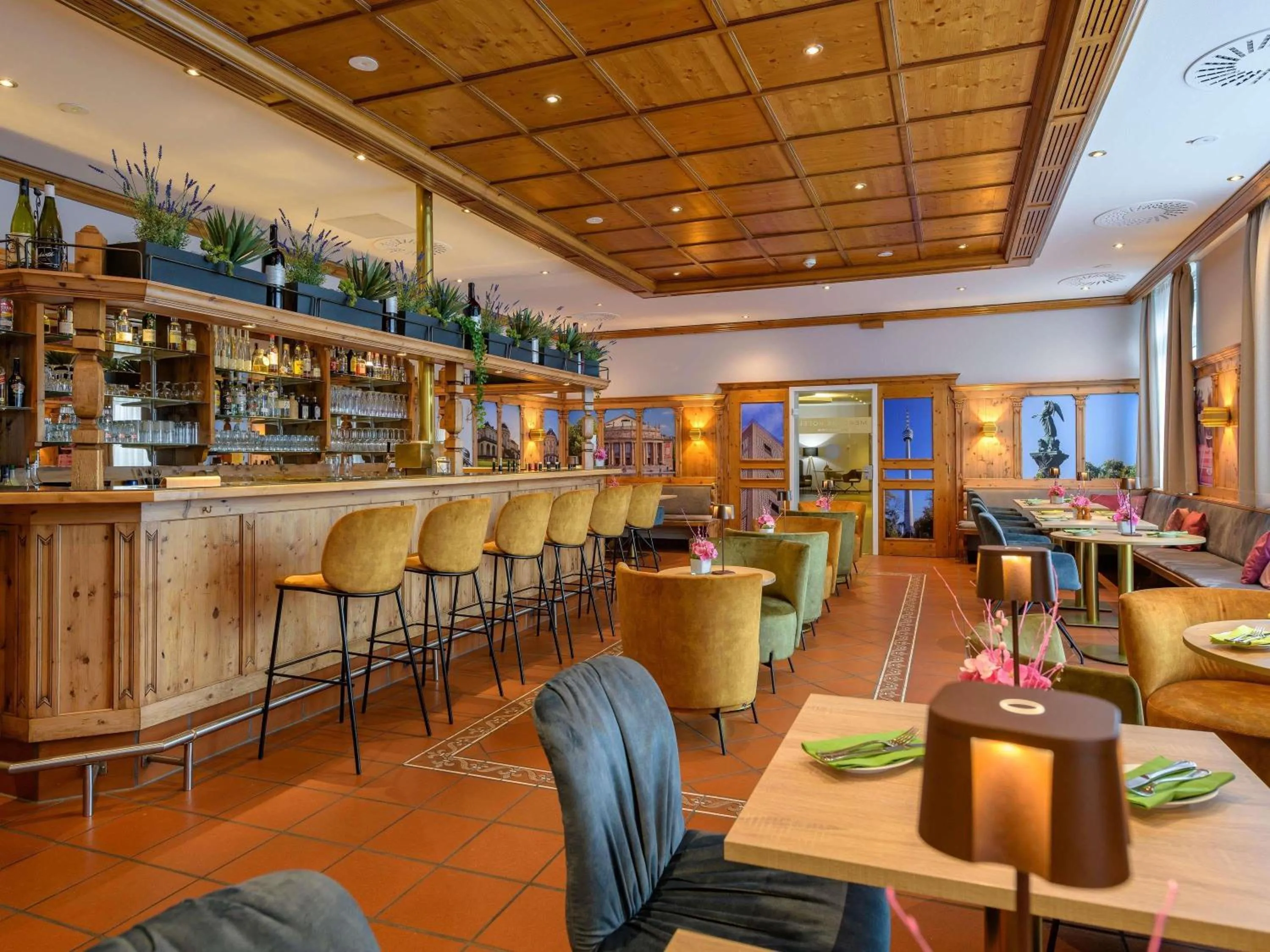 Lounge or bar in Mercure Hotel Stuttgart Airport Messe