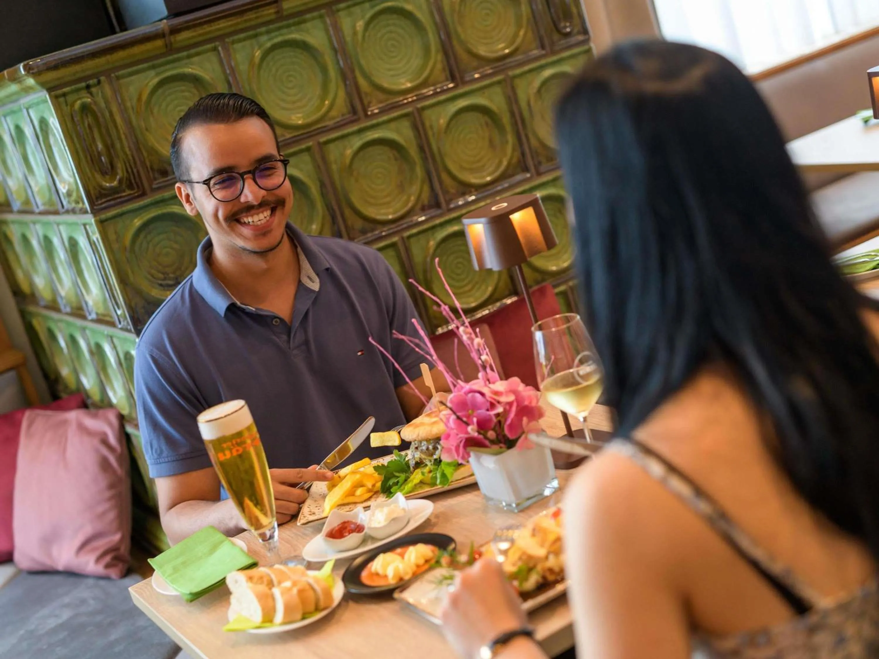 Restaurant/places to eat in Mercure Hotel Stuttgart Airport Messe