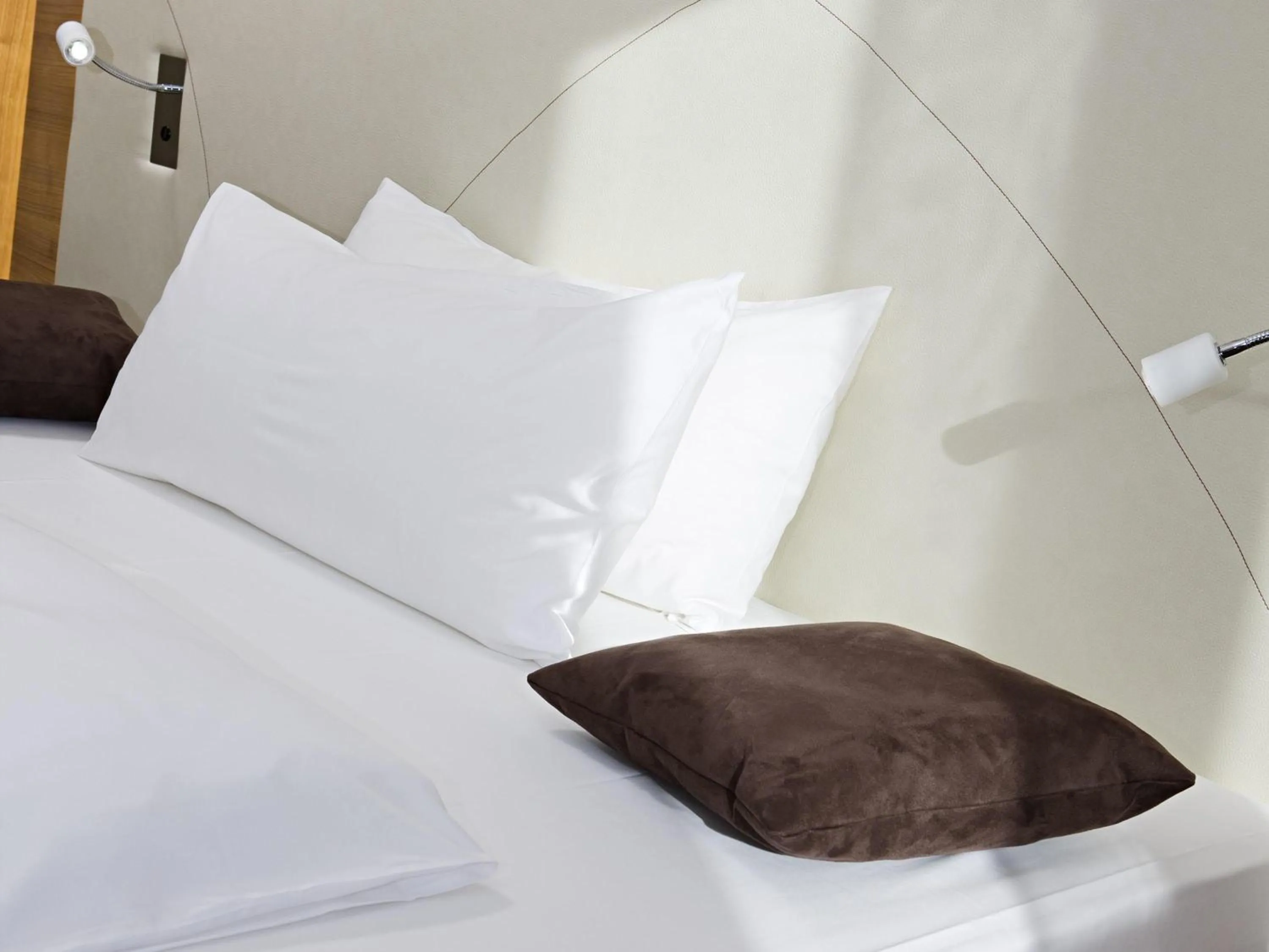 Bedroom, Bed in Mercure Hotel Stuttgart Airport Messe