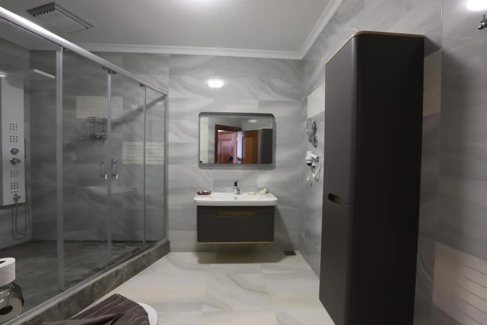 Shower in Blue Pier Hotel