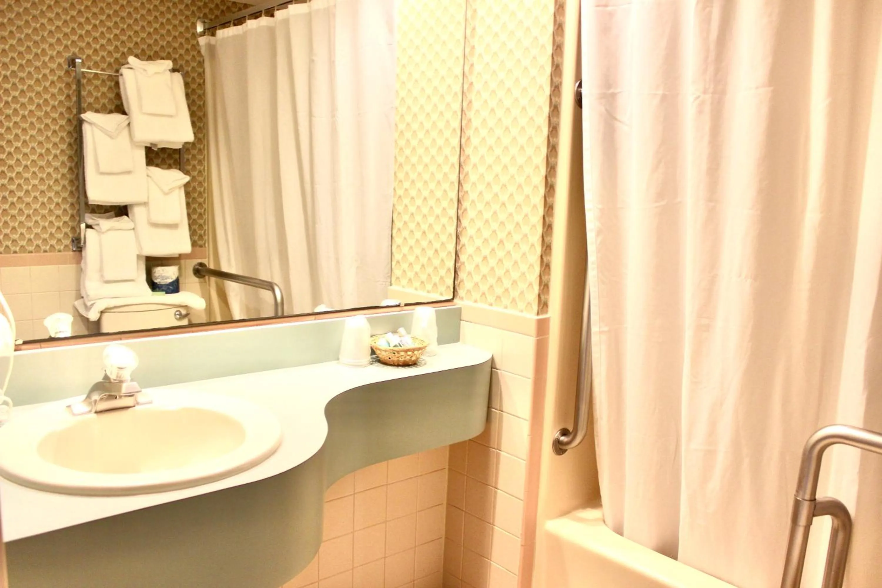 Bathroom in Wild Dunes Inn