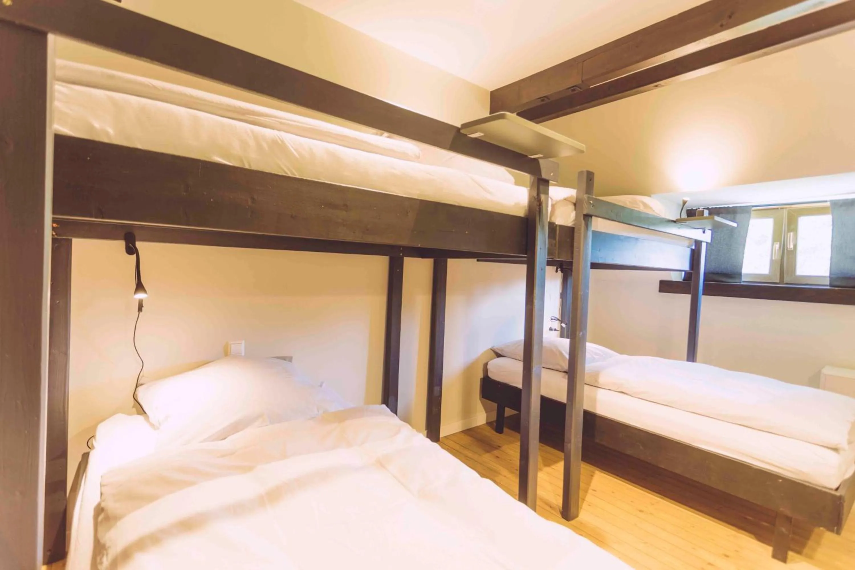 Photo of the whole room, Bed in EDELFUCHS-LODGE