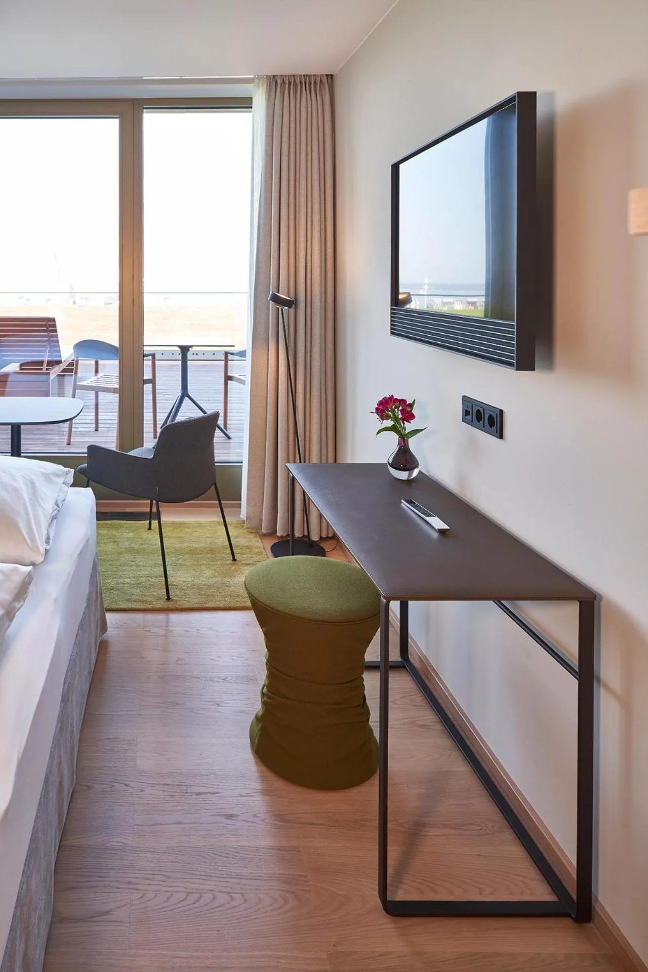 TV and multimedia, Bed in Hotel Misan