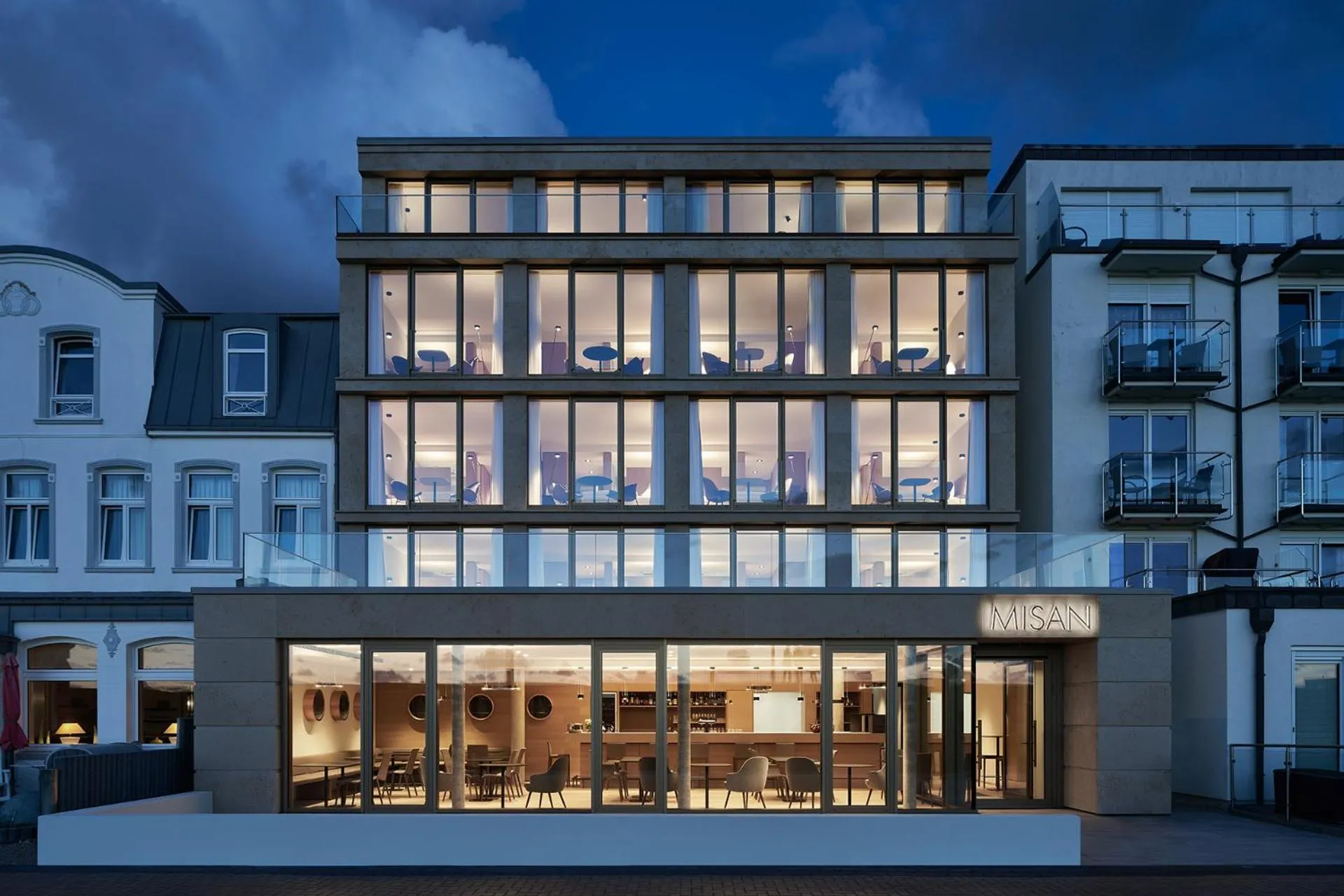 Facade/entrance in Hotel Misan