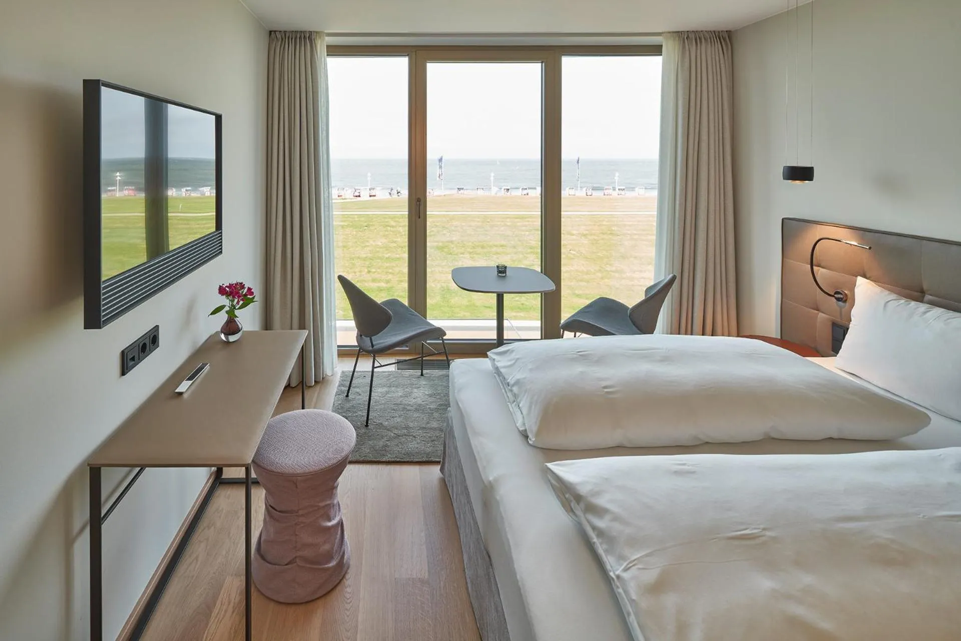 Photo of the whole room, Bed in Hotel Misan