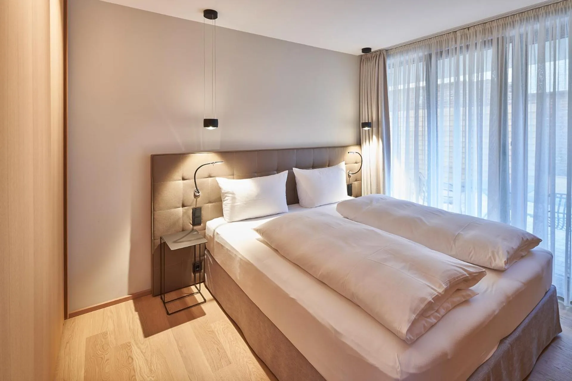 Photo of the whole room, Bed in Hotel Misan