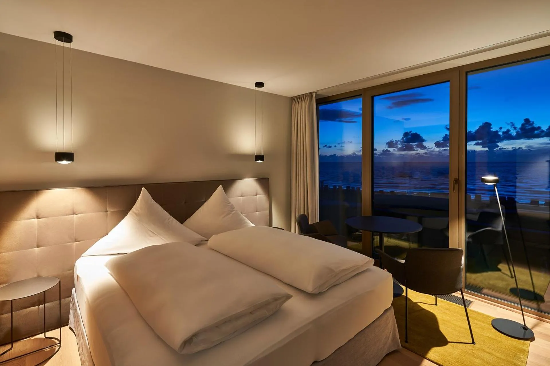 Bedroom, Bed in Hotel Misan