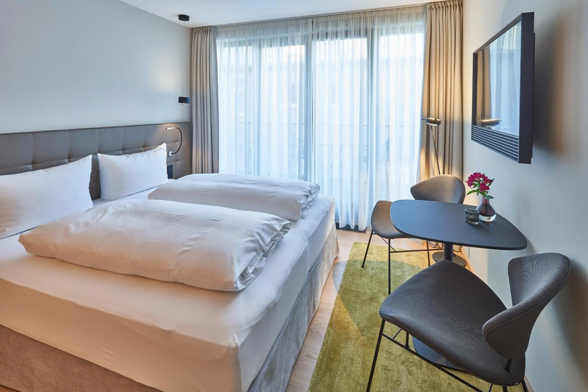 TV and multimedia, Bed in Hotel Misan