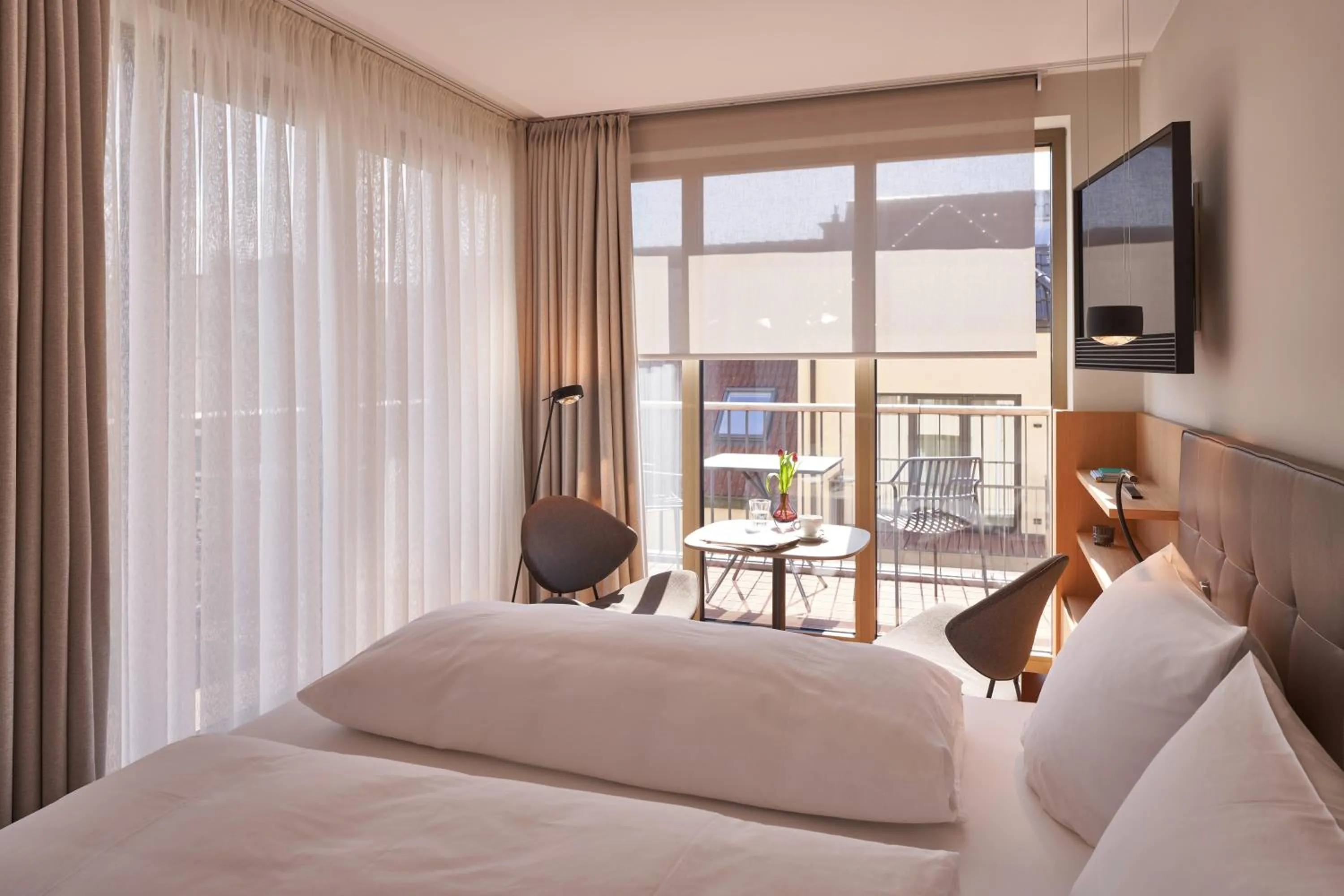 Photo of the whole room, Bed in Hotel Misan