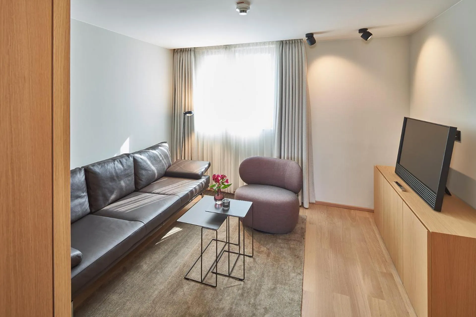 Seating area in Hotel Misan