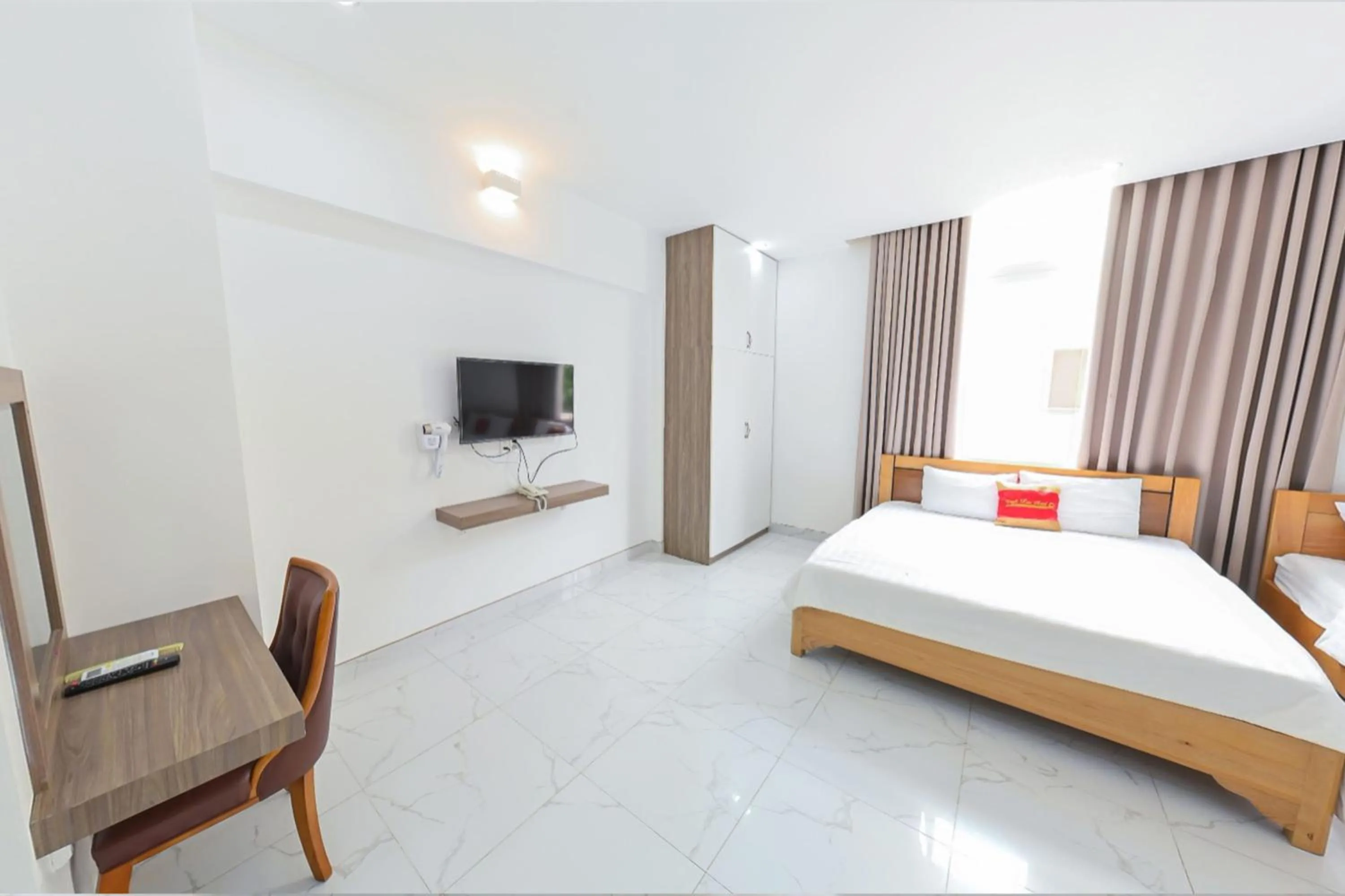 Bedroom, Bed in Tuyet Lan Hotel Vung Tau