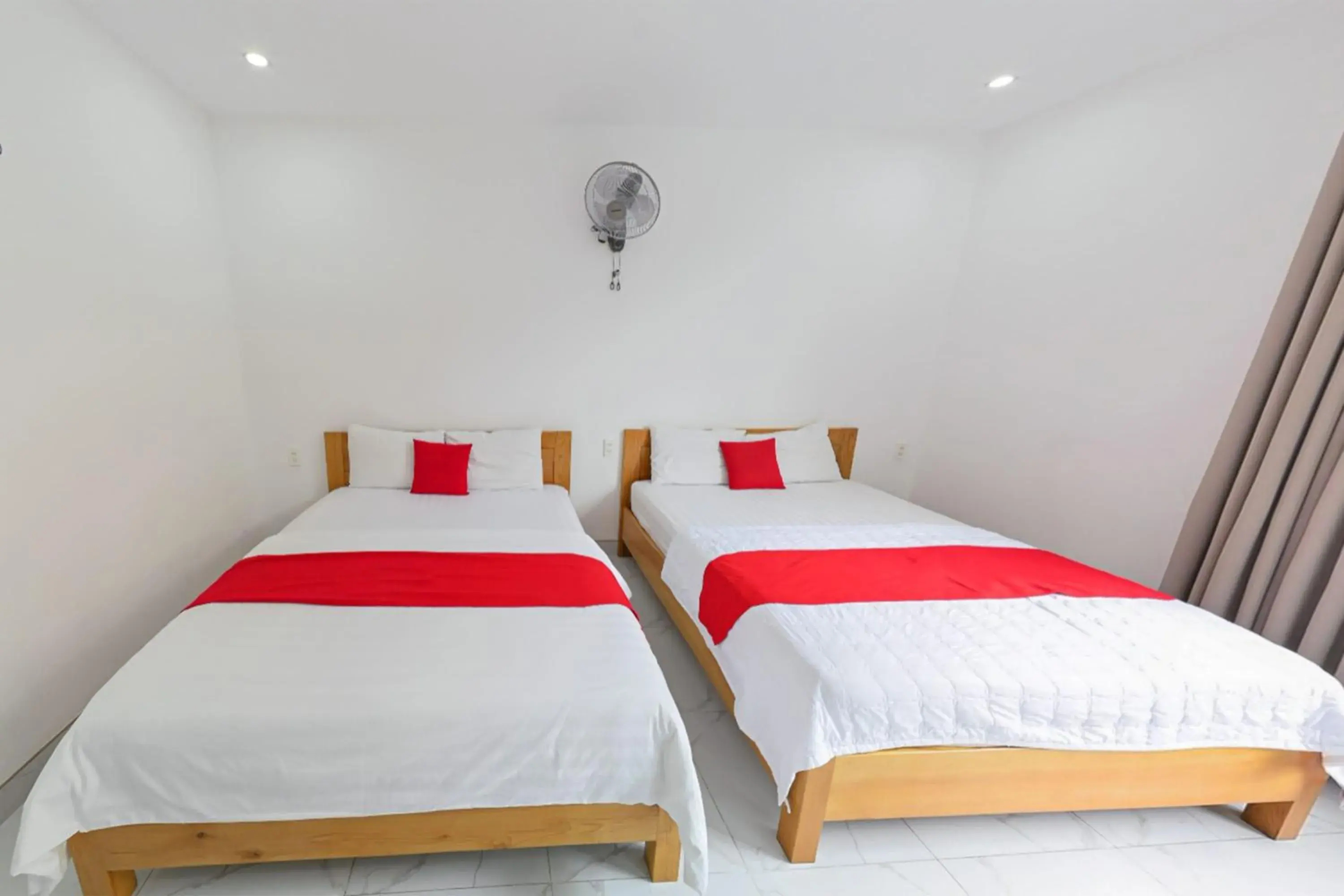 Bedroom, Bed in Tuyet Lan Hotel Vung Tau Bedroom, Bed in Tuyet Lan Hotel Vung Tau