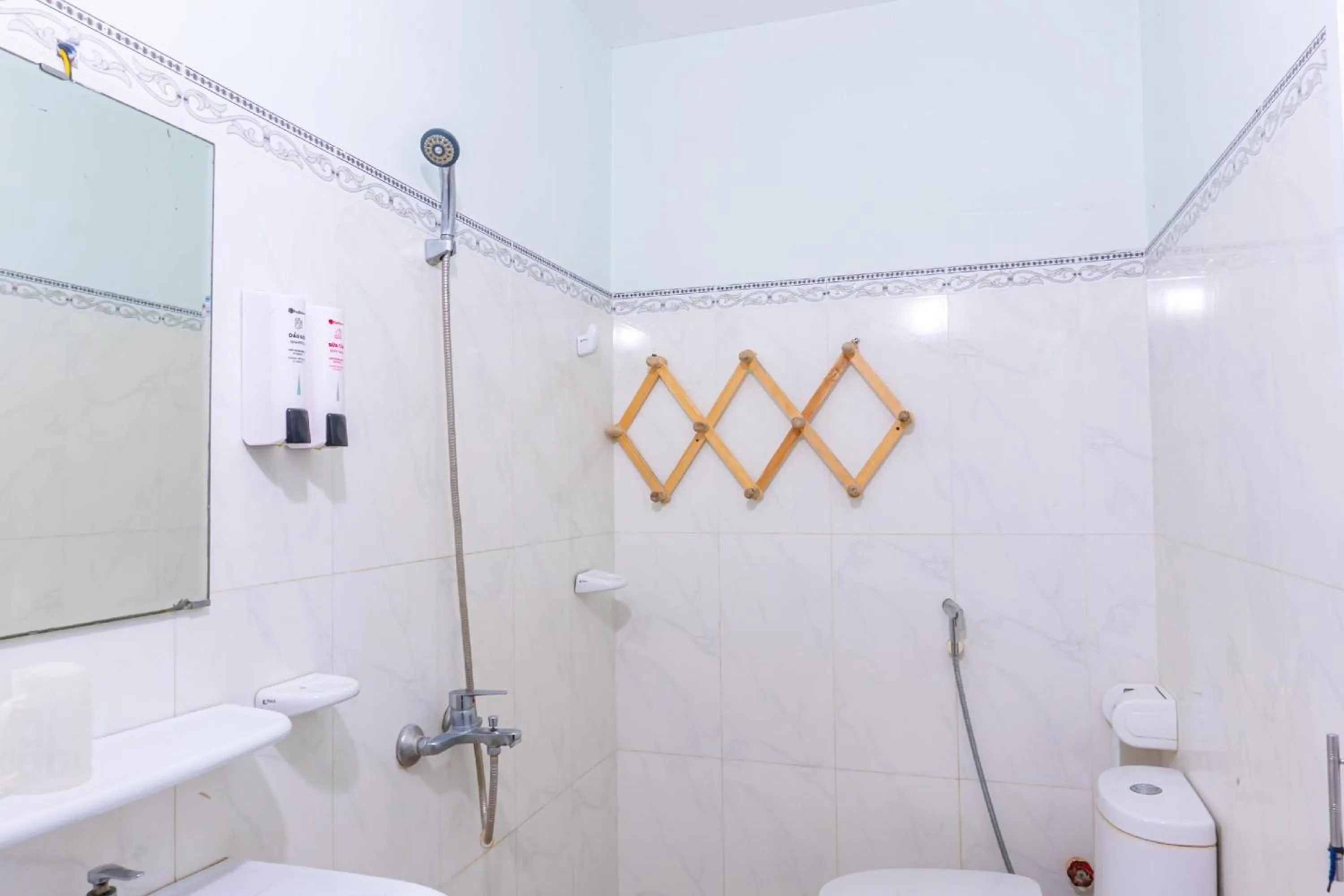 Bathroom in Tuyet Lan Hotel Vung Tau