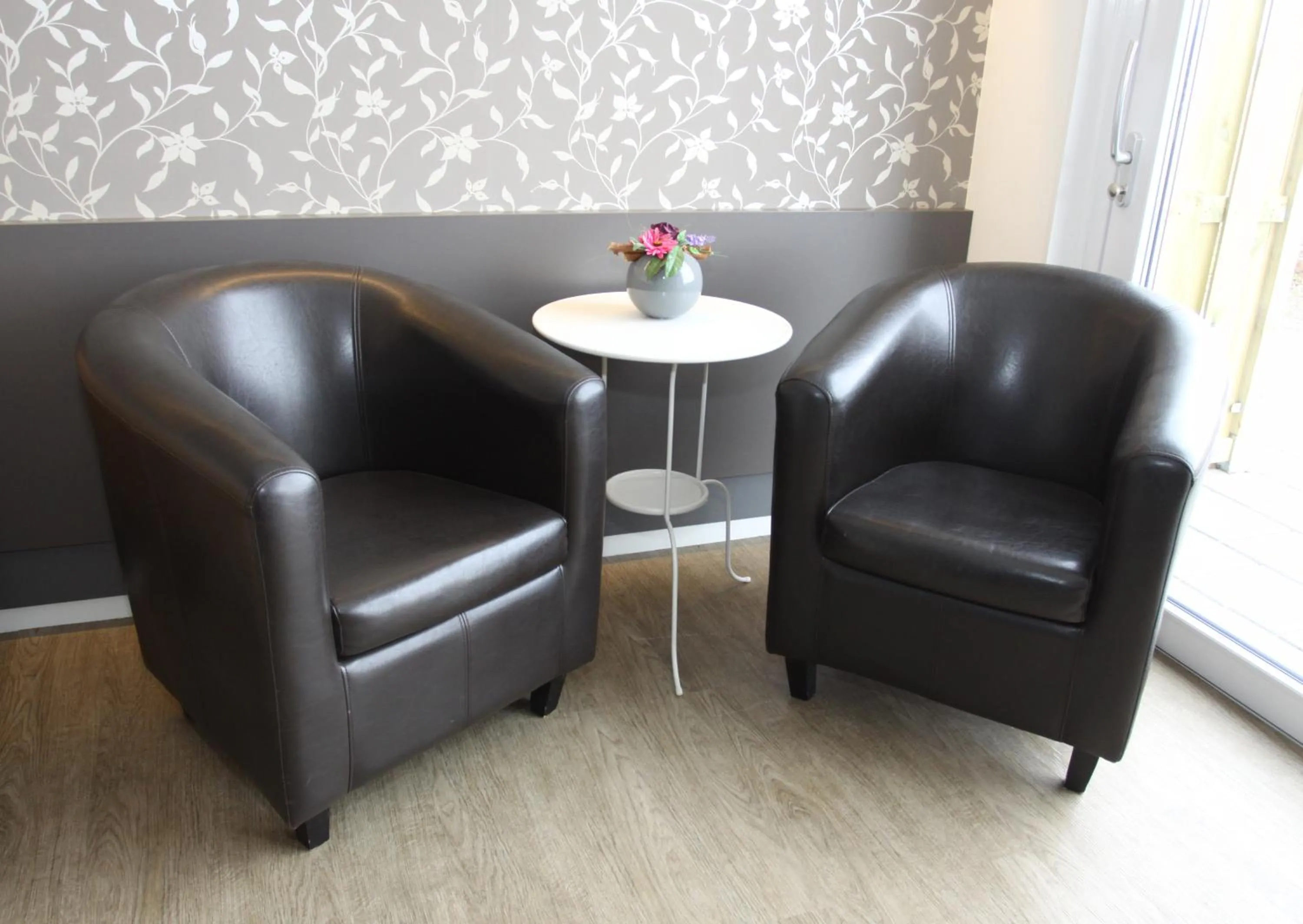 Seating area in B&B Hotel De Vrije Vogel