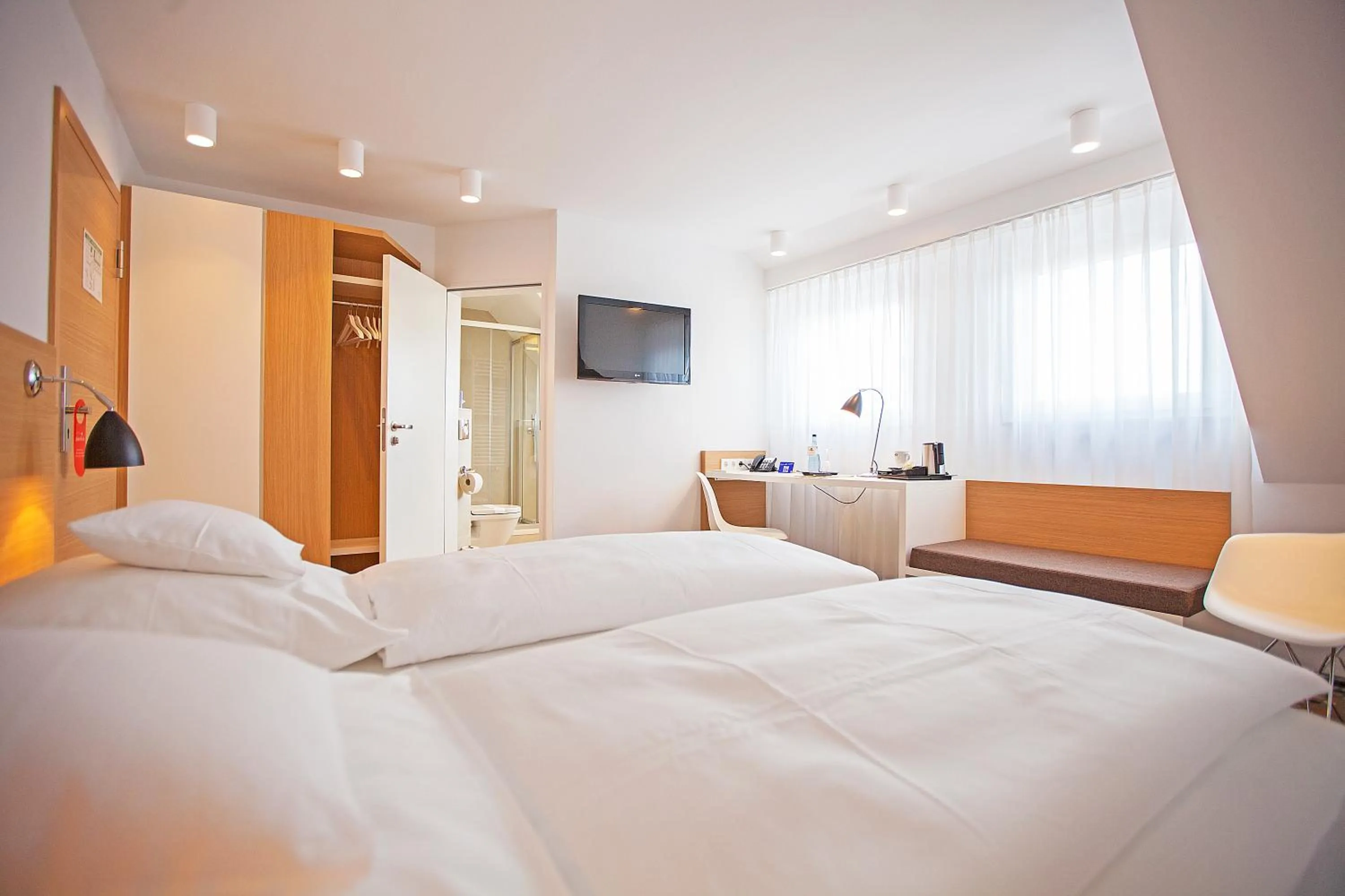 Bed in Hotel Waldhorn